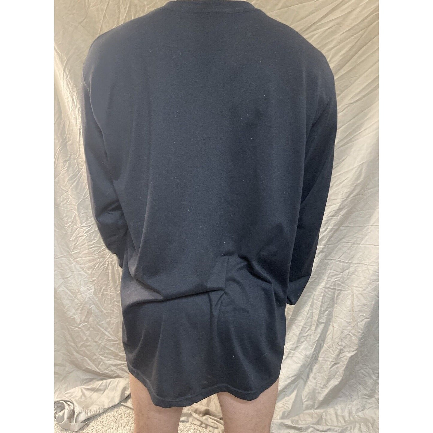 men’s black army large long sleeve pt shirt