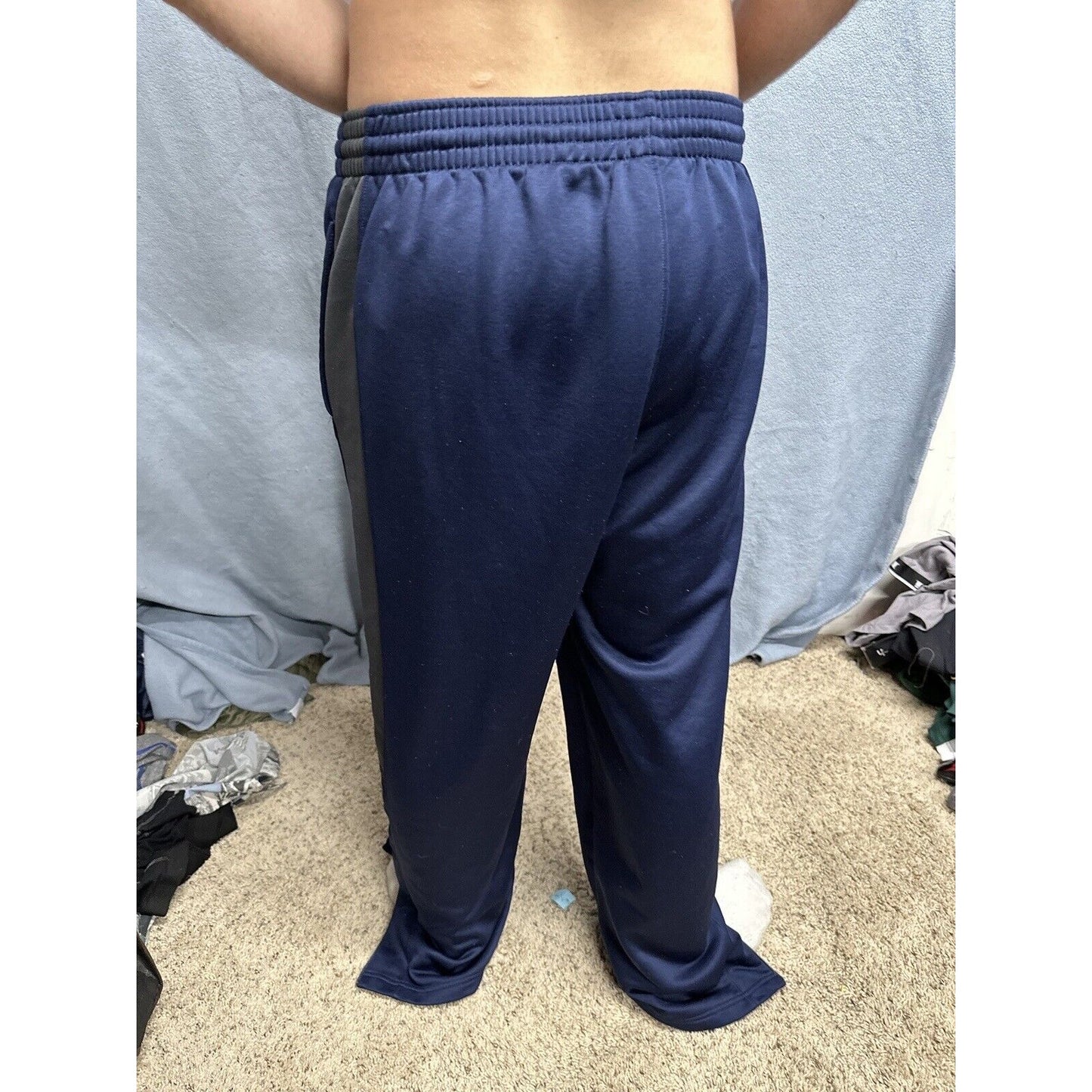 Men’s XL Nike Dri Fit Dark Blue Sweat Pants With Pockets