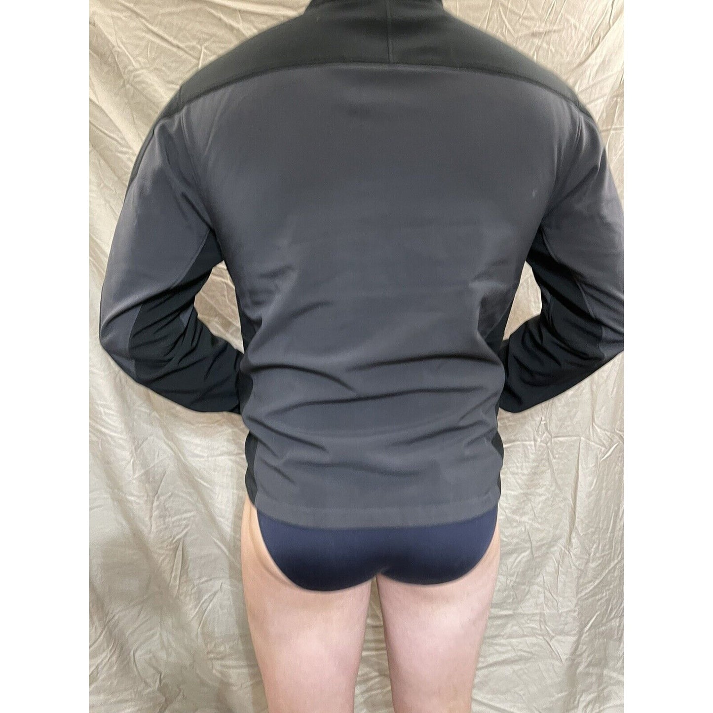 Men's Kirkland signature medium black and gray full zip jacket