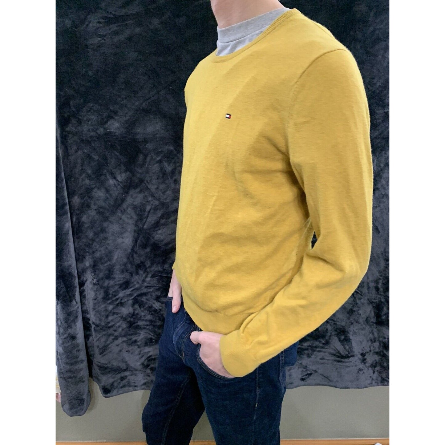 Tommy Hilfiger Mustard Yellow Crew Neck Men’s Medium Sweater