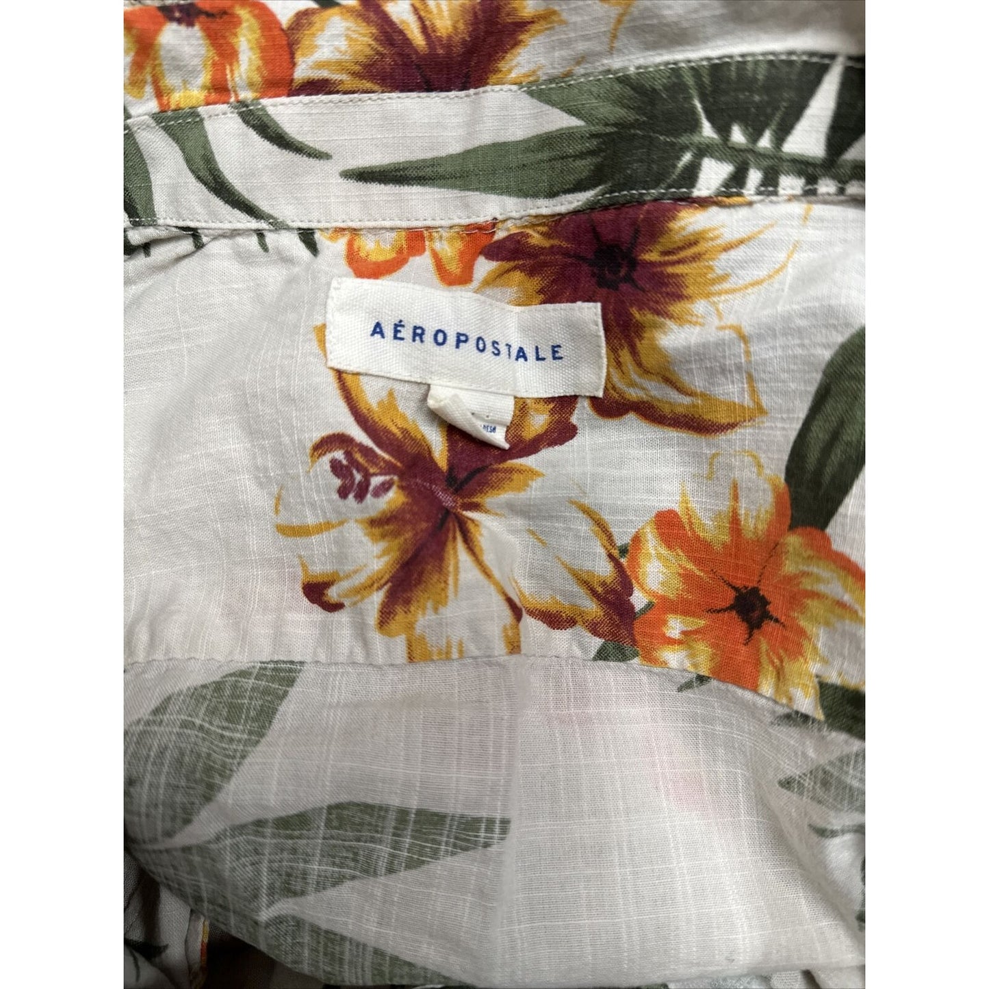 men’s button up aeropostale hawaiian short sleeve shirt medium