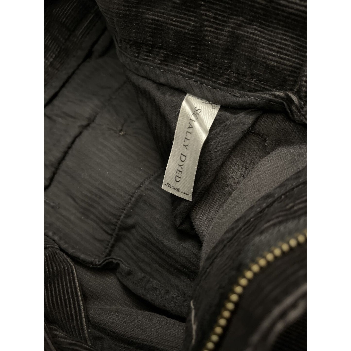 Men’s Black Eddie Bauer classic fit specially dyed 32 x 32