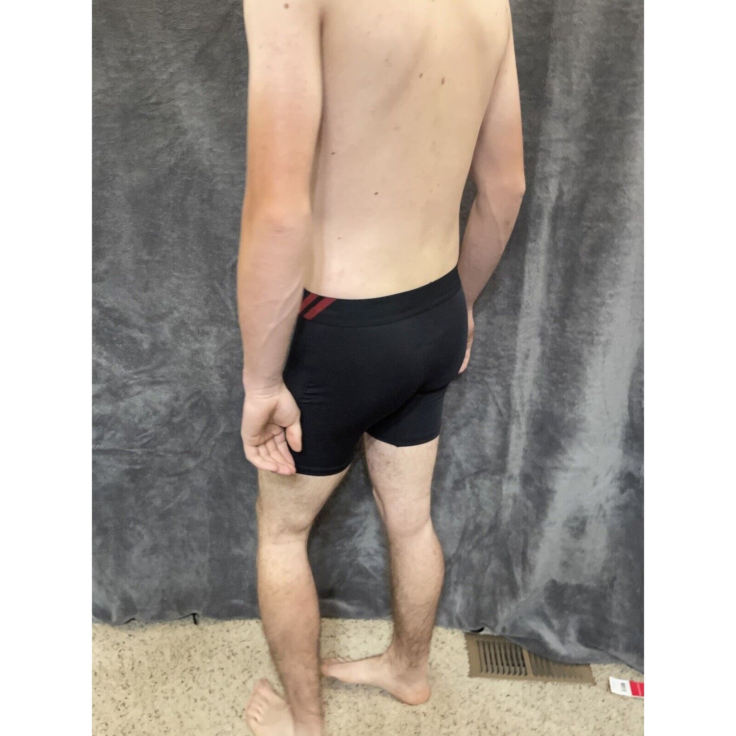 men's black volcom 15% spandex compression boxer brief Small