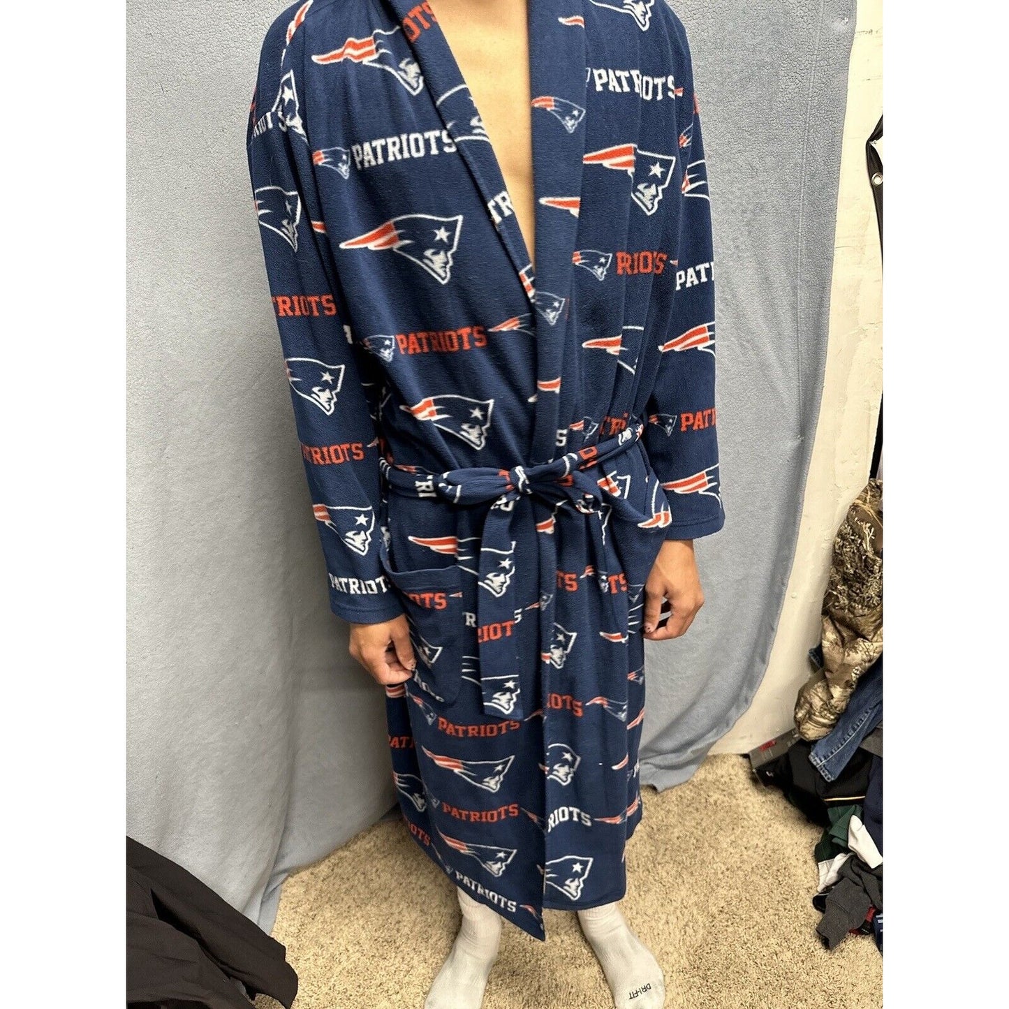 Men’s New England Patriots Team NFL Apparel Sleepwear One Size Fits Most Robe