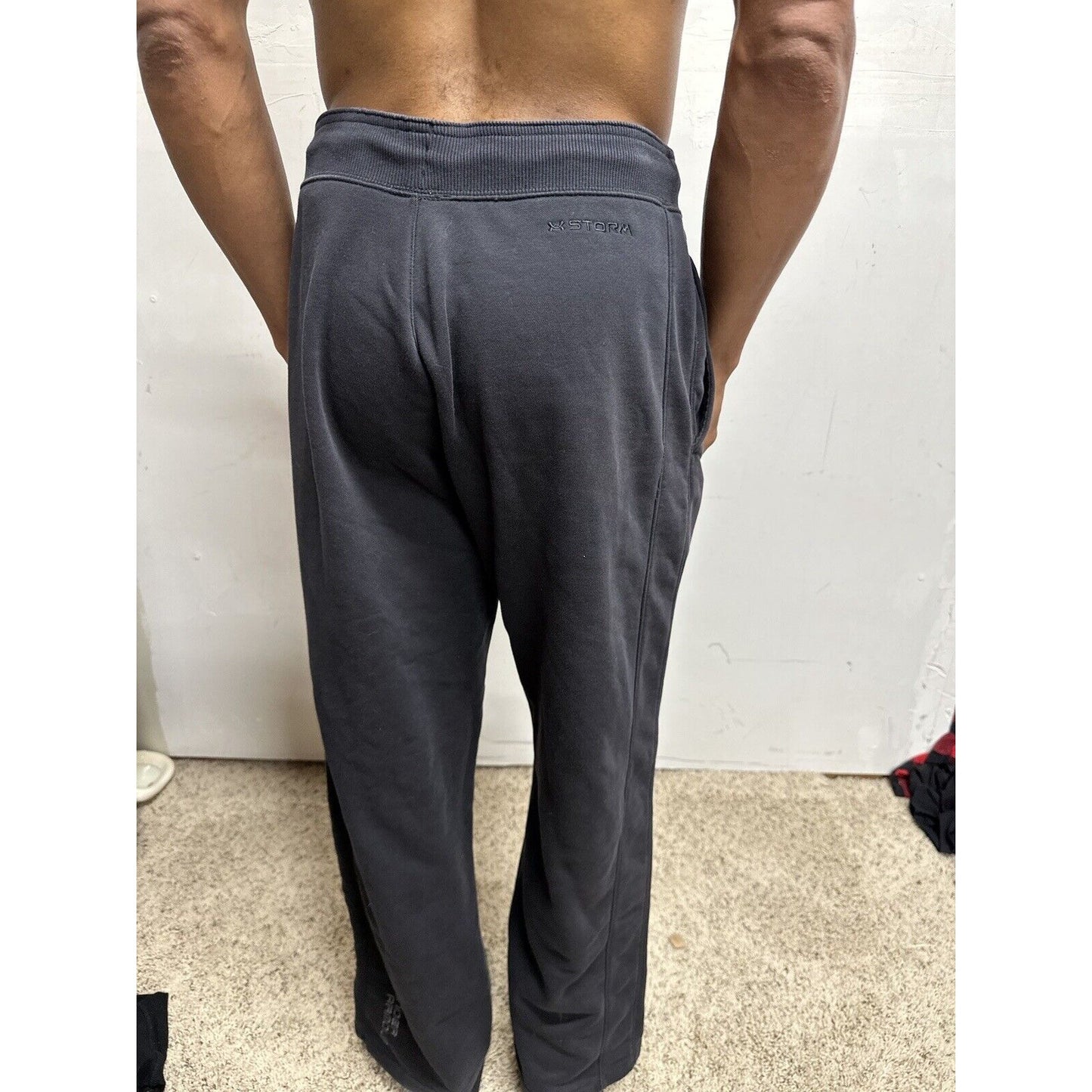 Men’s Black Medium Under Armour Storm Sweat Pants