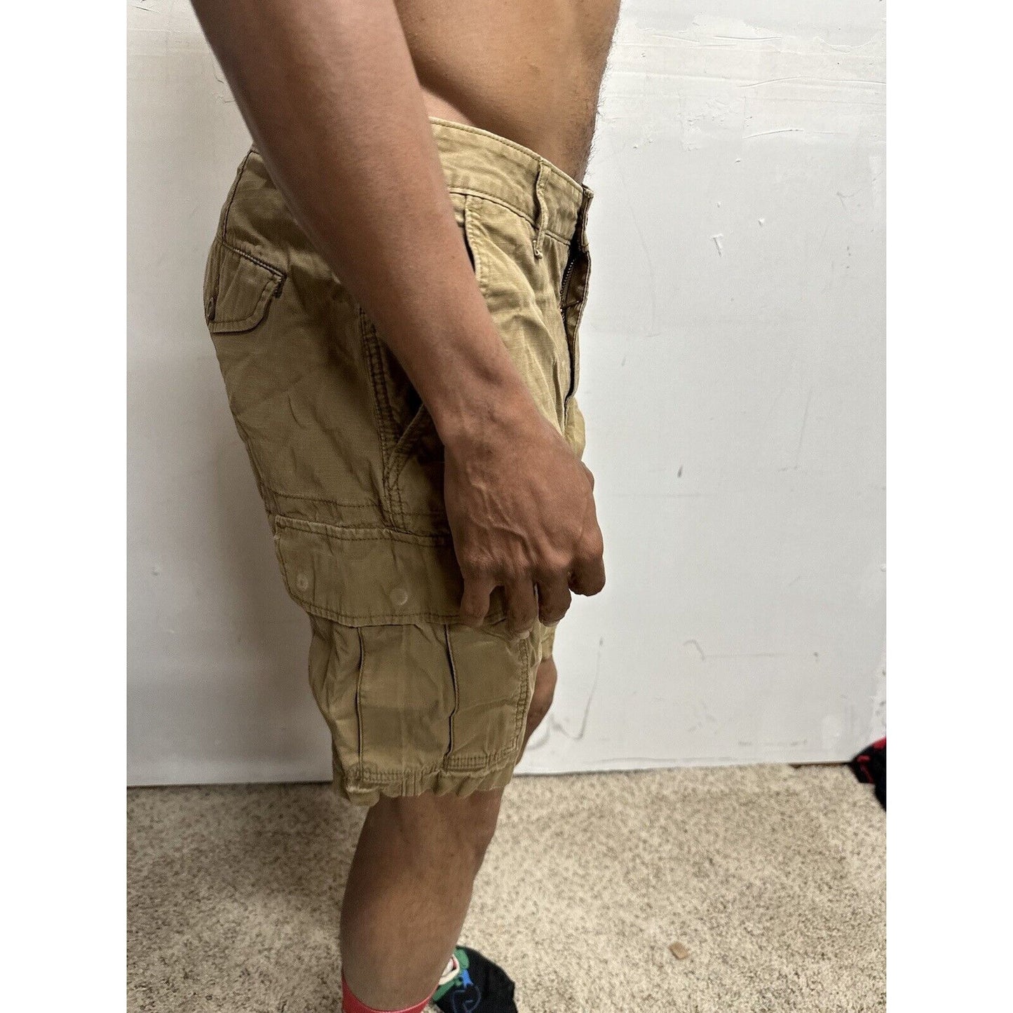 Men’s Tan Levi’s Strauss Size 30 Cargo Shorts