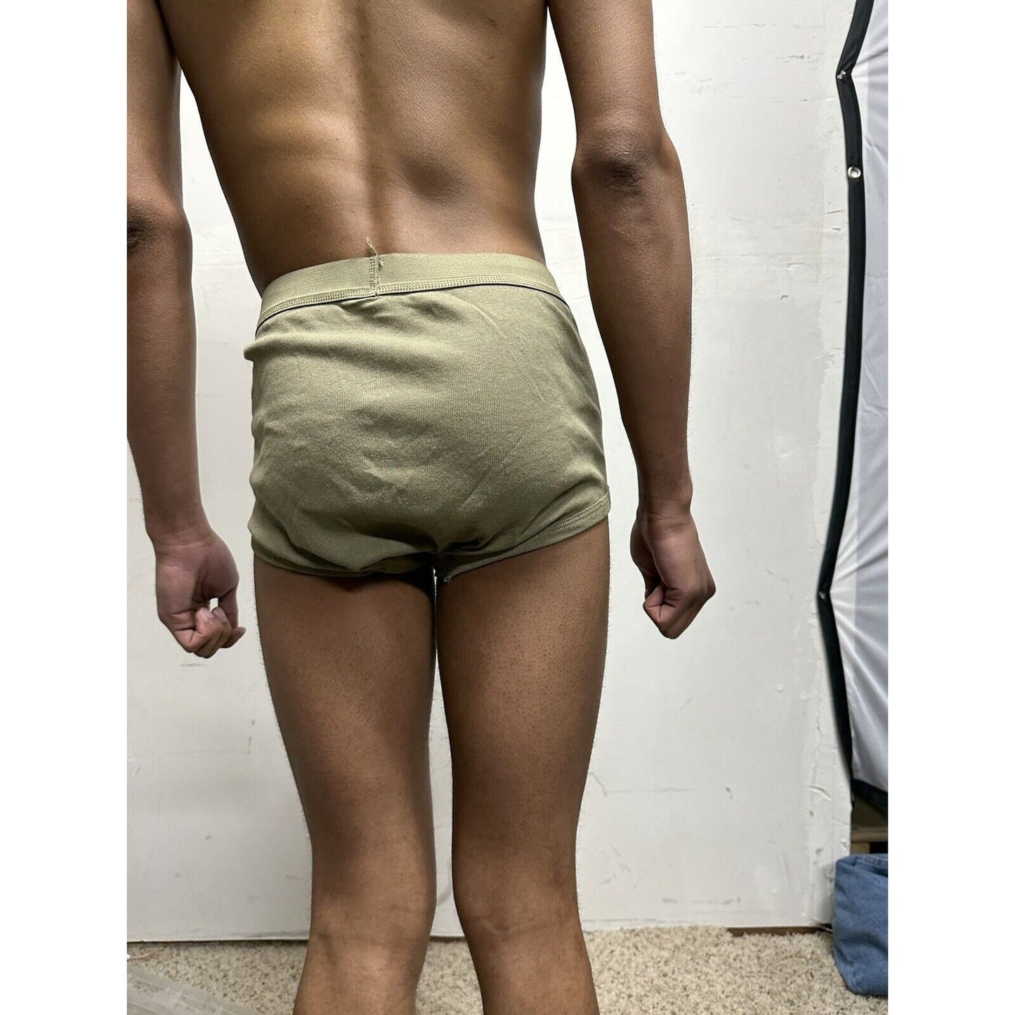 Men’s size 34 army issued CAC briefs brown