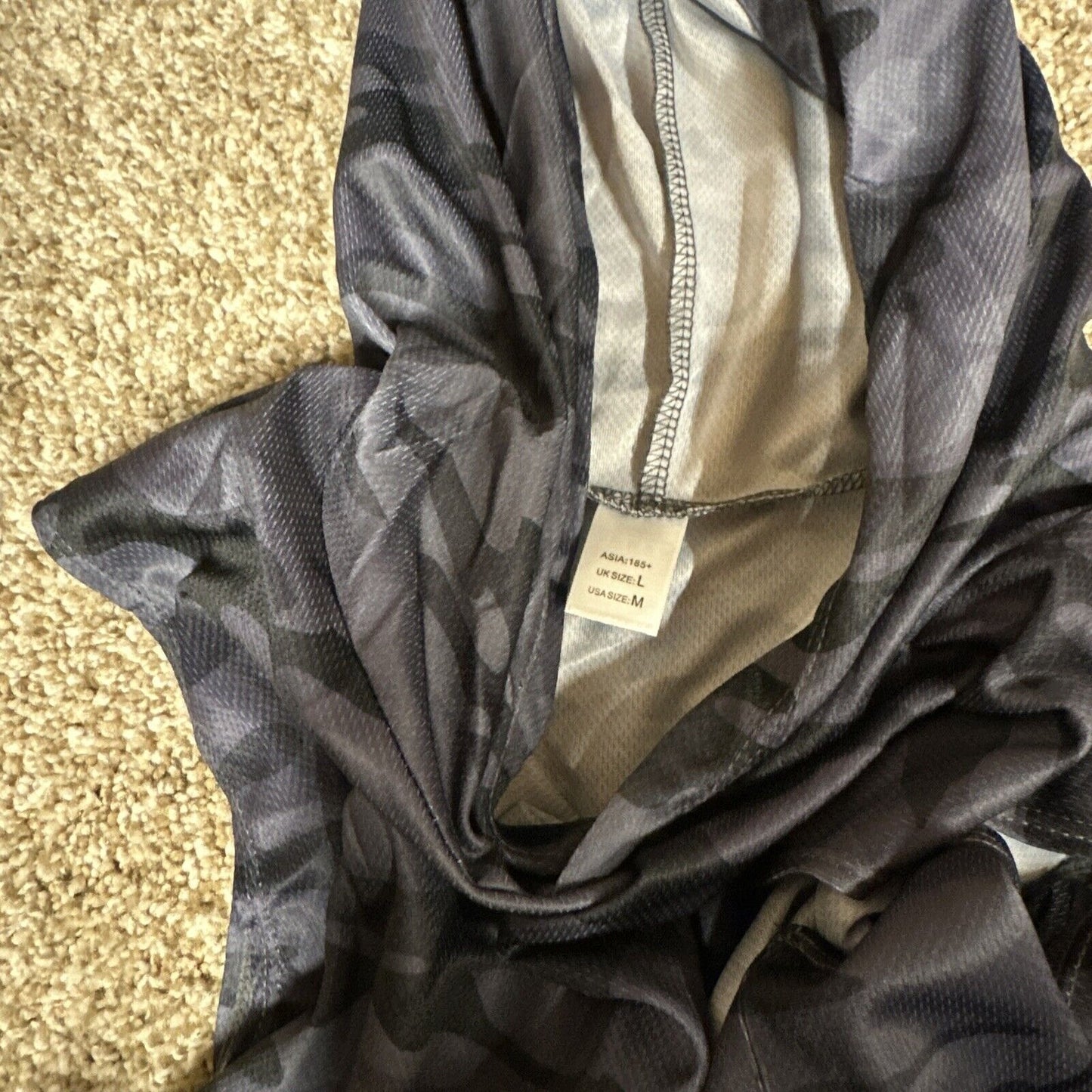 Men’s Gray Camo Muscle Pull Over Sleeveless Hoodie Medium