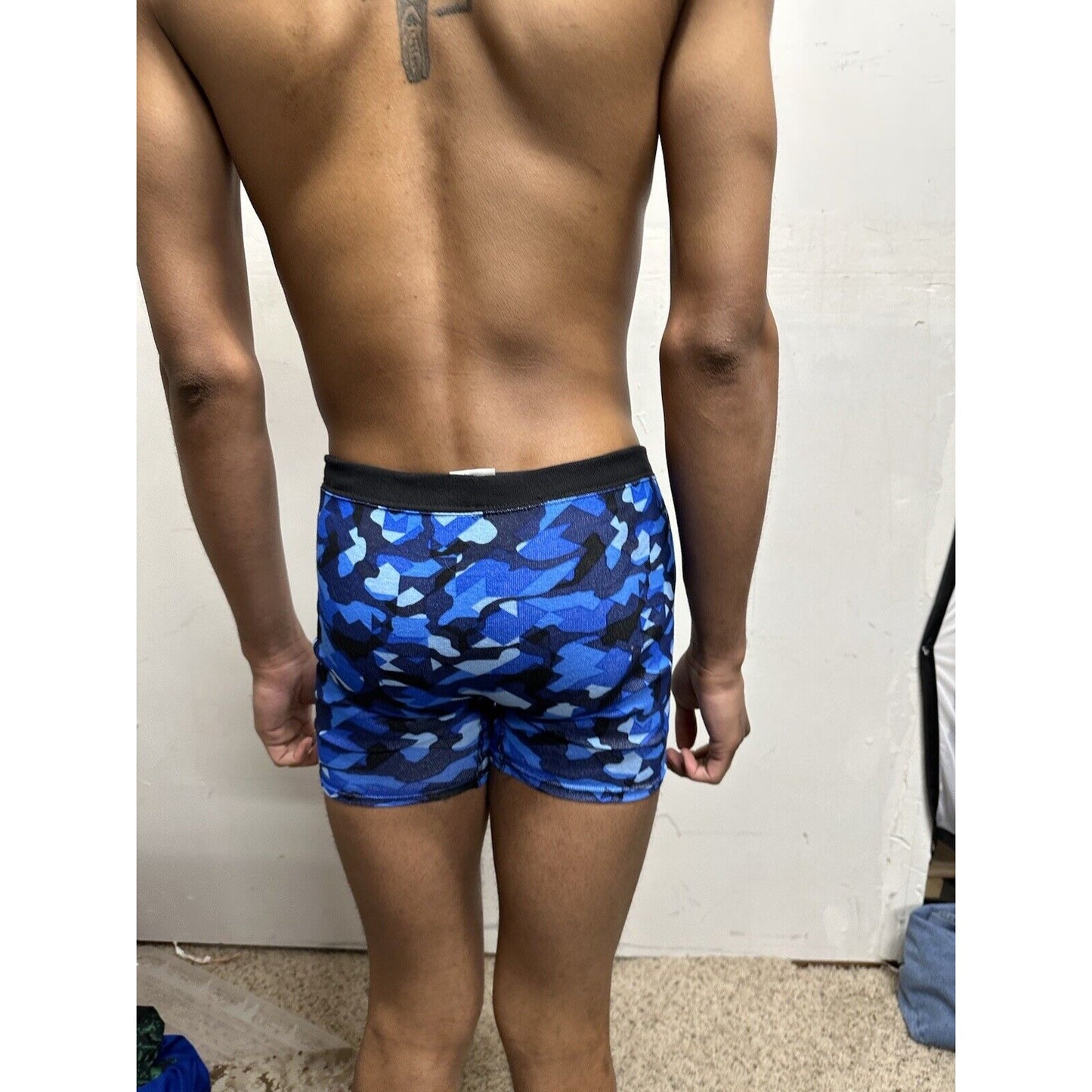 Boys XL blue Camo Hanes boxer briefs