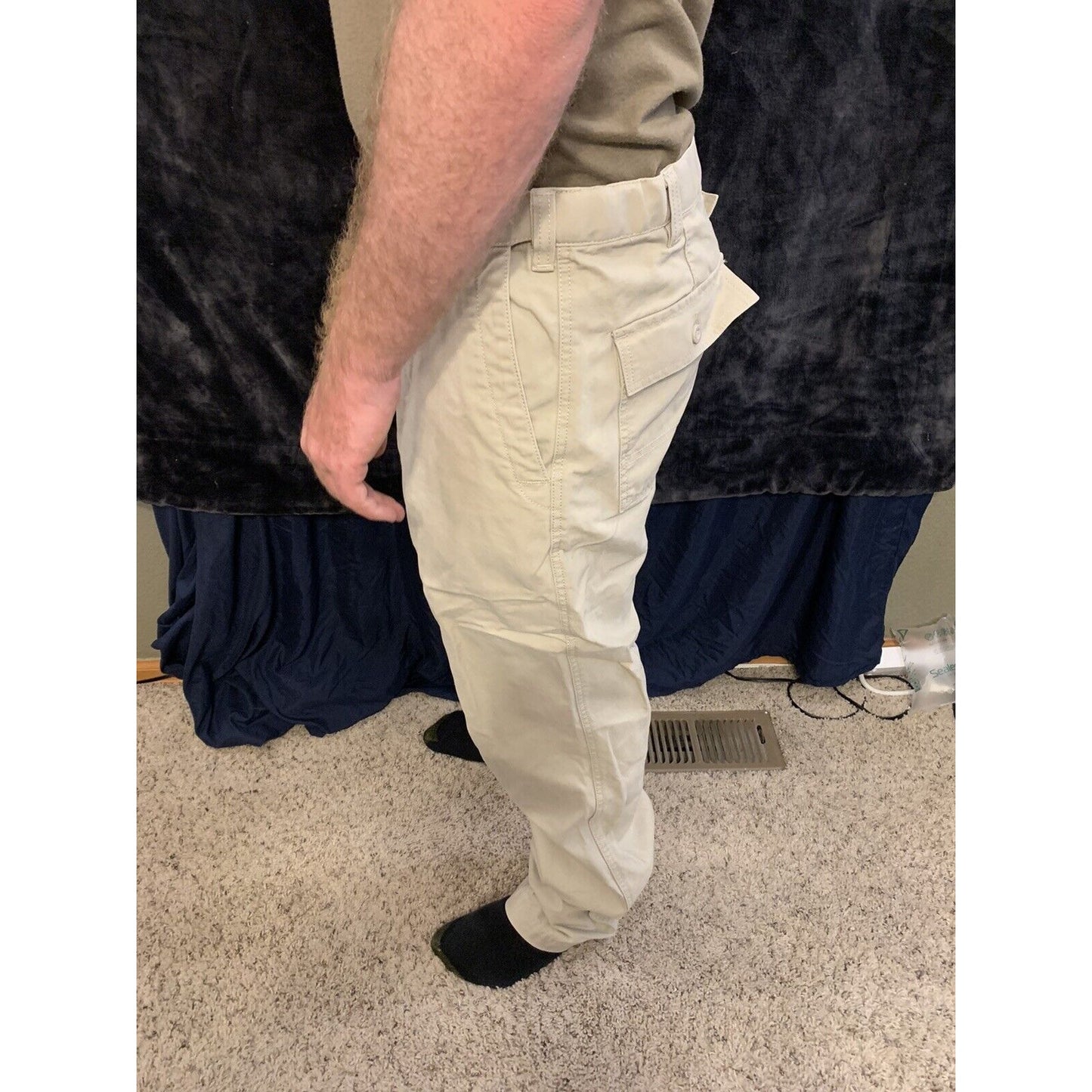 Mens Beige Dockers D3 Classic Fit Flat Front Khaki Pants Size 36 X 34