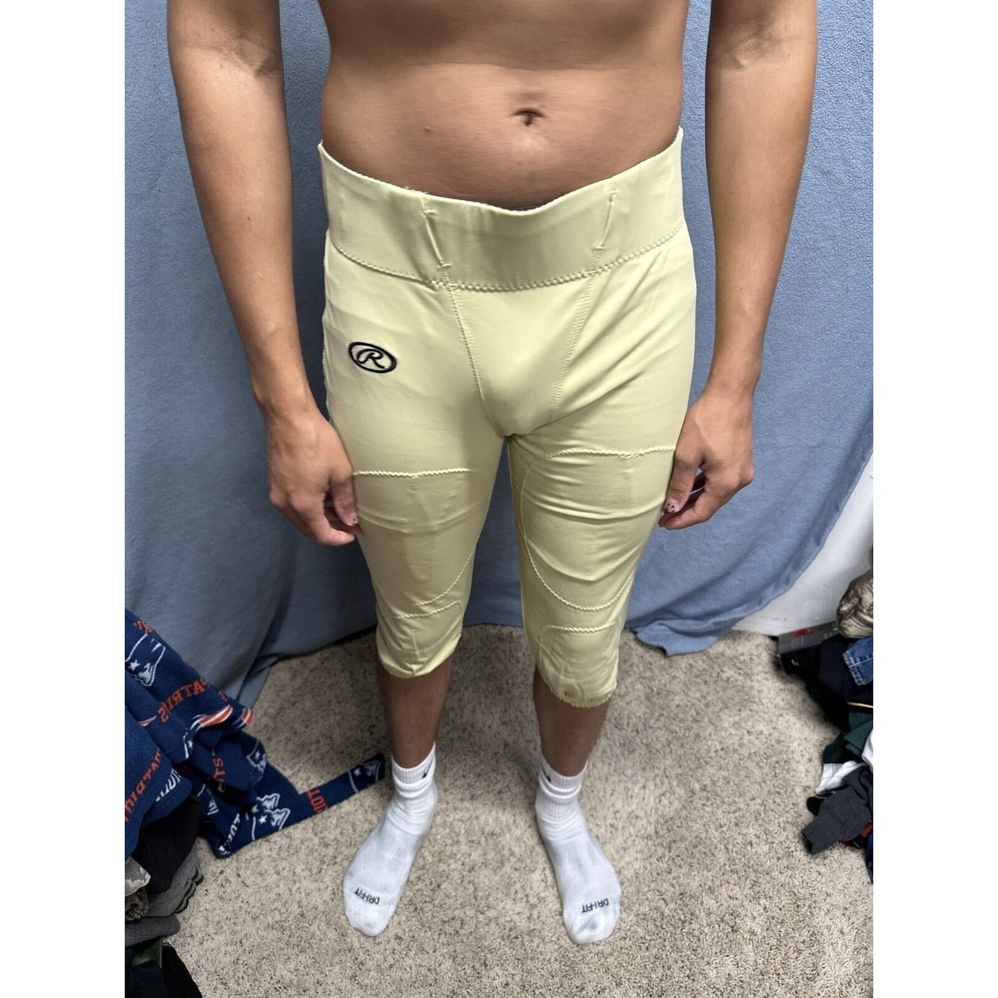 Men’s Gold Rawlings Football Pants Nylon And Spandex Size Large