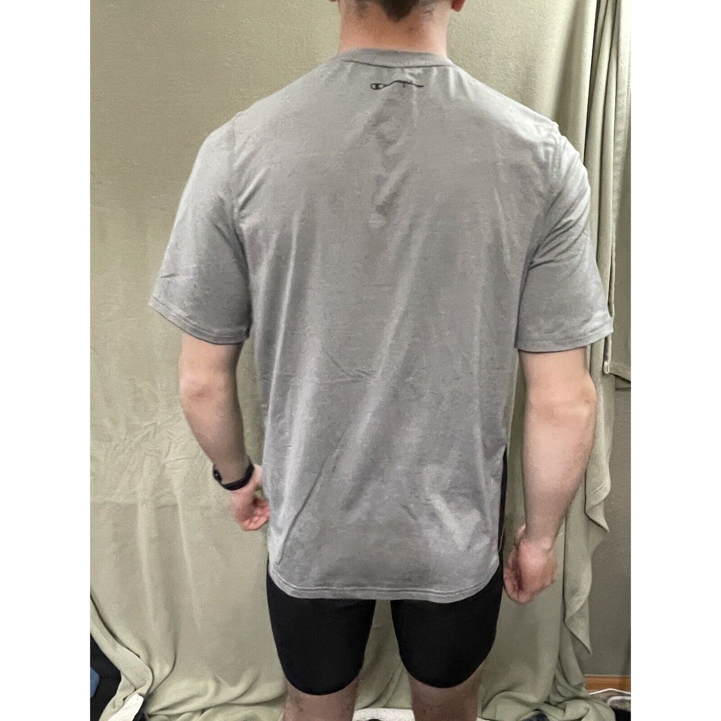 Champion Brand Medium Power Flex Power Train Athletic Casual Short Sleeve Gray