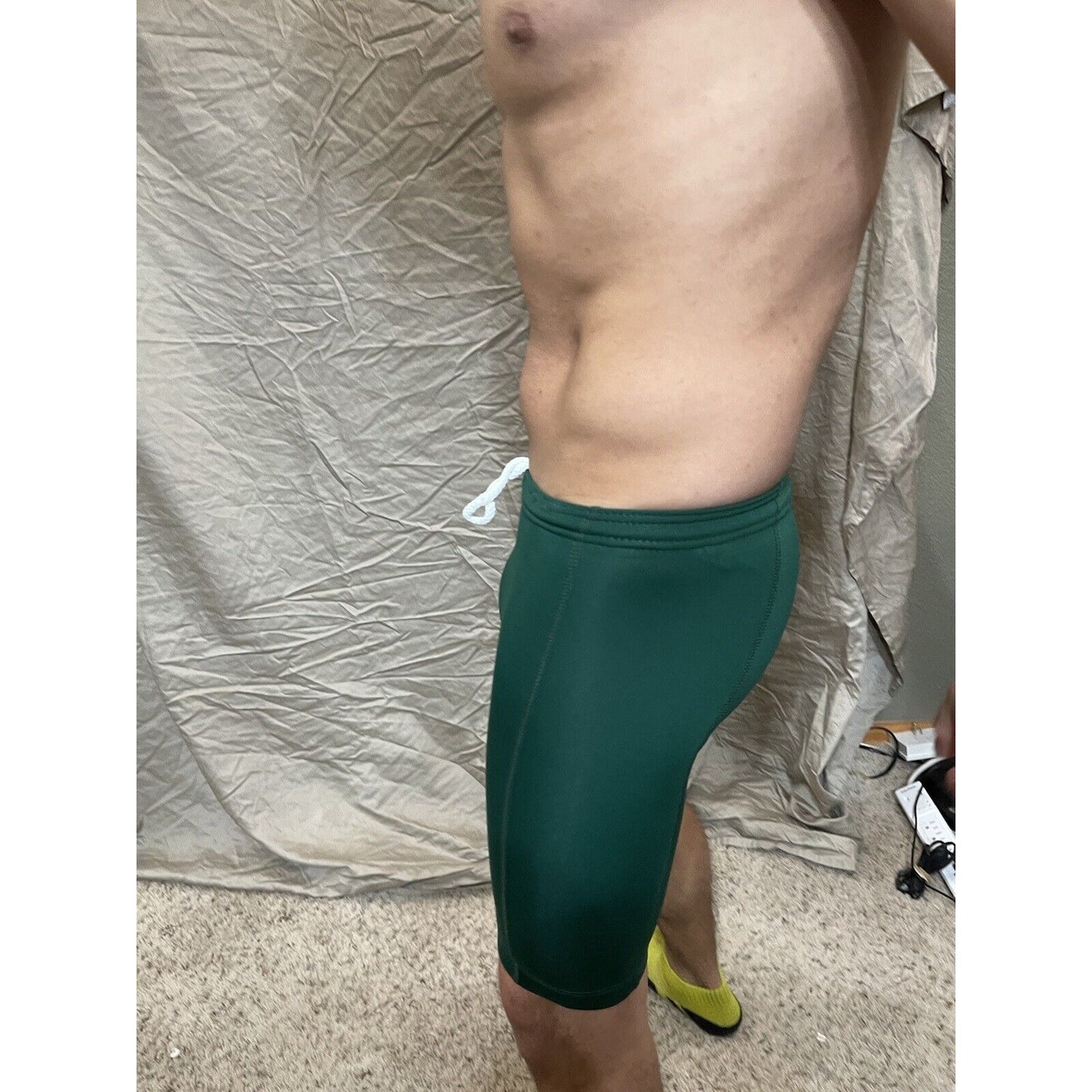 Men's brooks nylon spandex Green XS extra small compression shorts