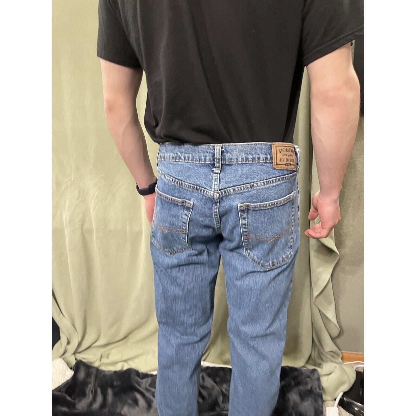 Levi's Strauss & Co. Gold Signature Men's Relaxed Fit Jeans Headlands- 32W x 34L