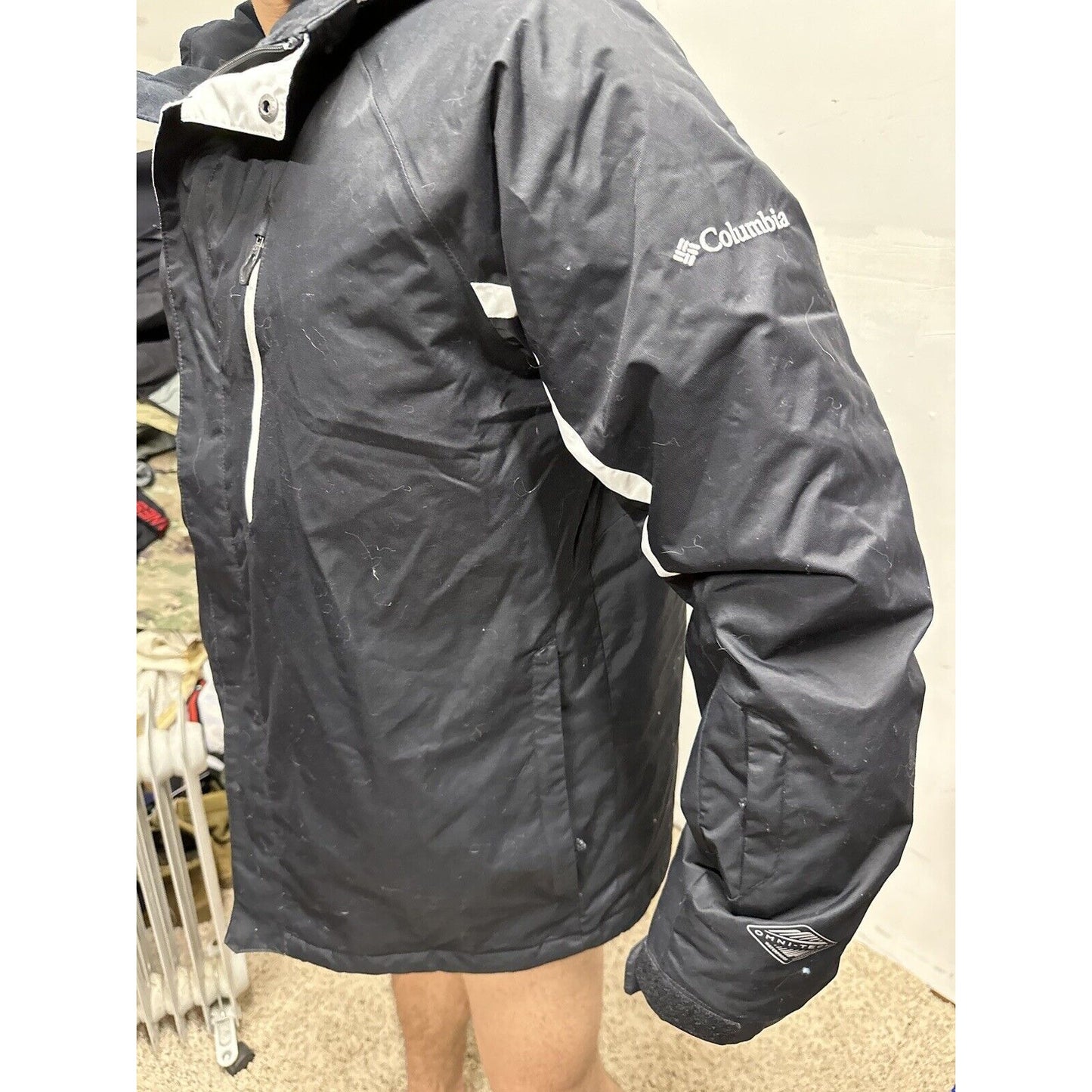 Men’s Columbia Black Omni-tech waterproof Snow Jacket Black Full Zip Hoodie L