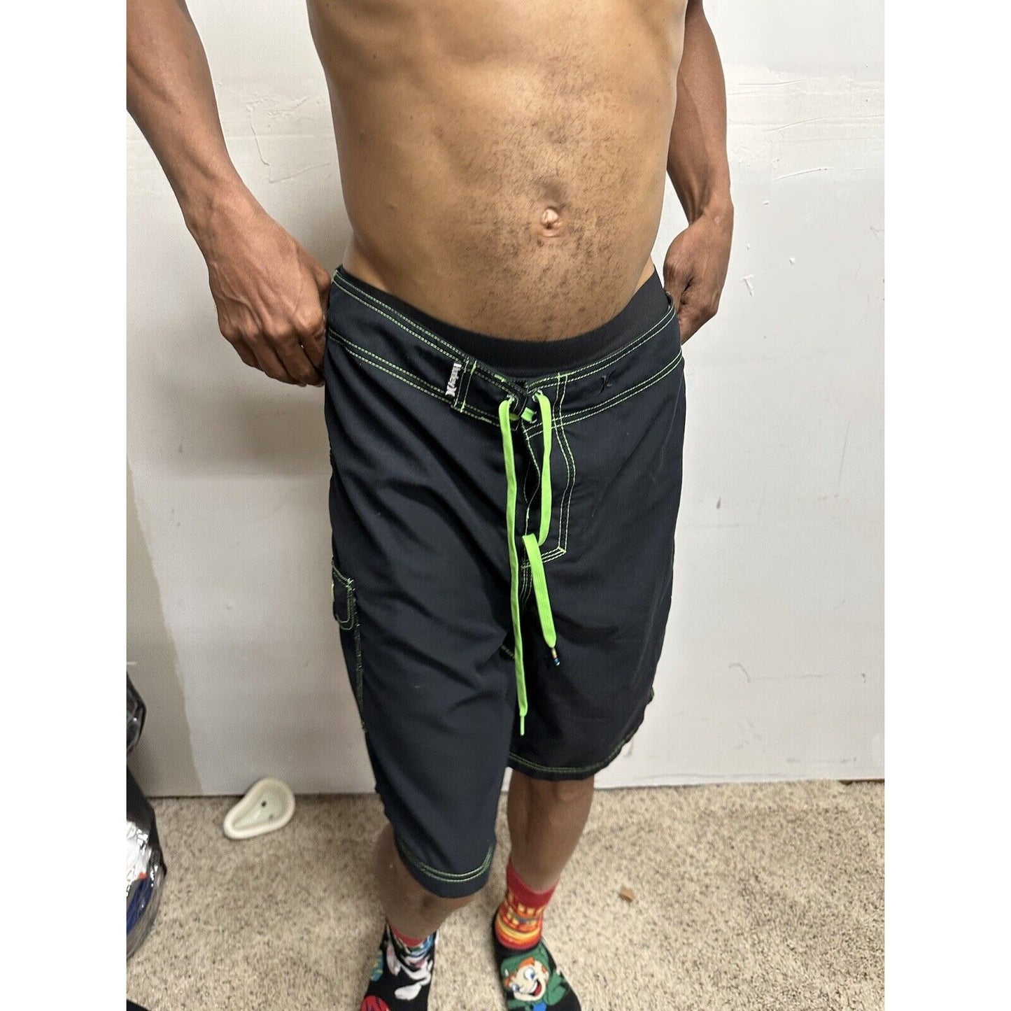 Men’s Black Hurley Board Shorts Trunks Bathing Suit Size 34