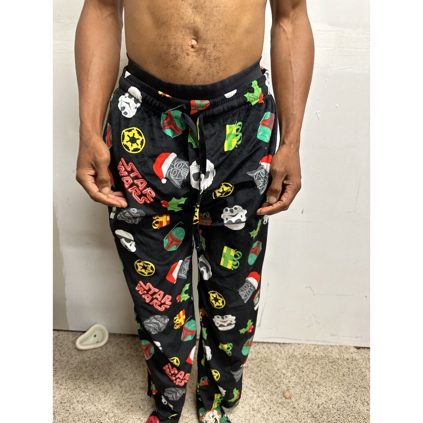 Men’s Star Wars Christmas Lounge Pants Sleepwear Medium Vader In Santa Hat