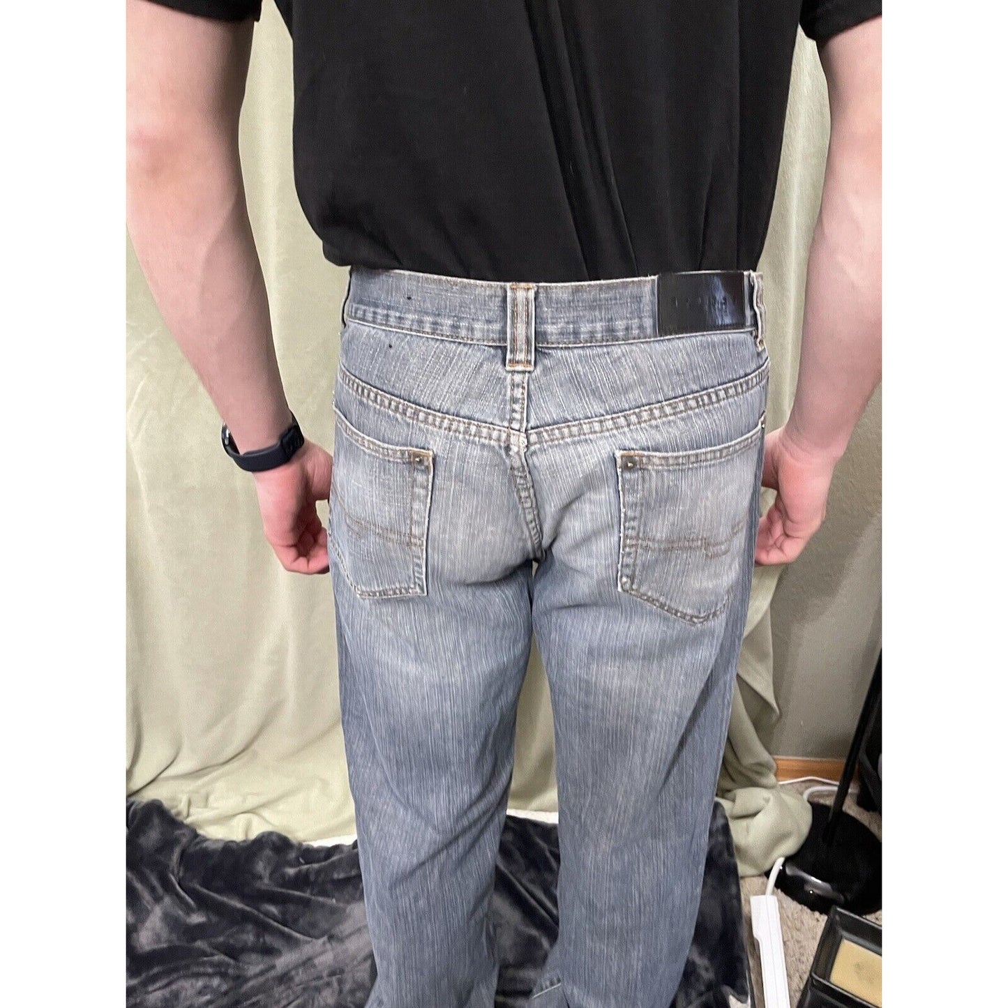 Axcess Clairborne Blue jeans men's straight fit 32 x 32 good condition