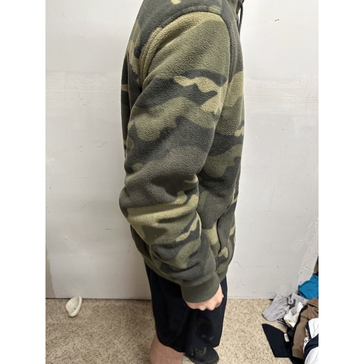 Men’s Fuzzy Large Mossimo Camo Hoodie Full zip Jacket