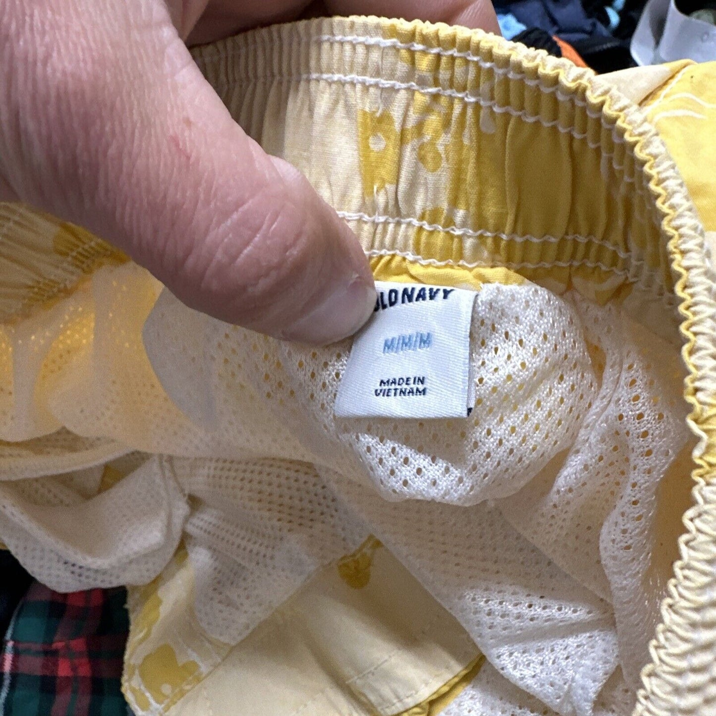 Men’s Floral Old Navy Medium Bathing Suit Combo Board Shorts Tropical yellow