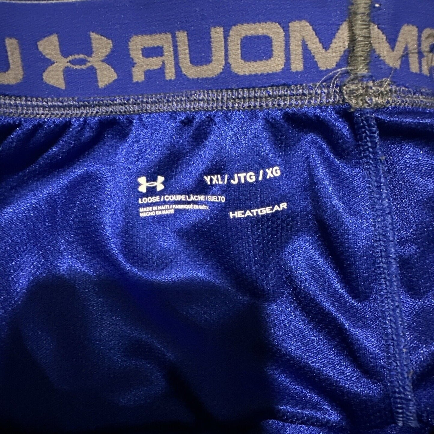 Boy’s Youth xL Under Armour Blue Heatgear Shorts Loose