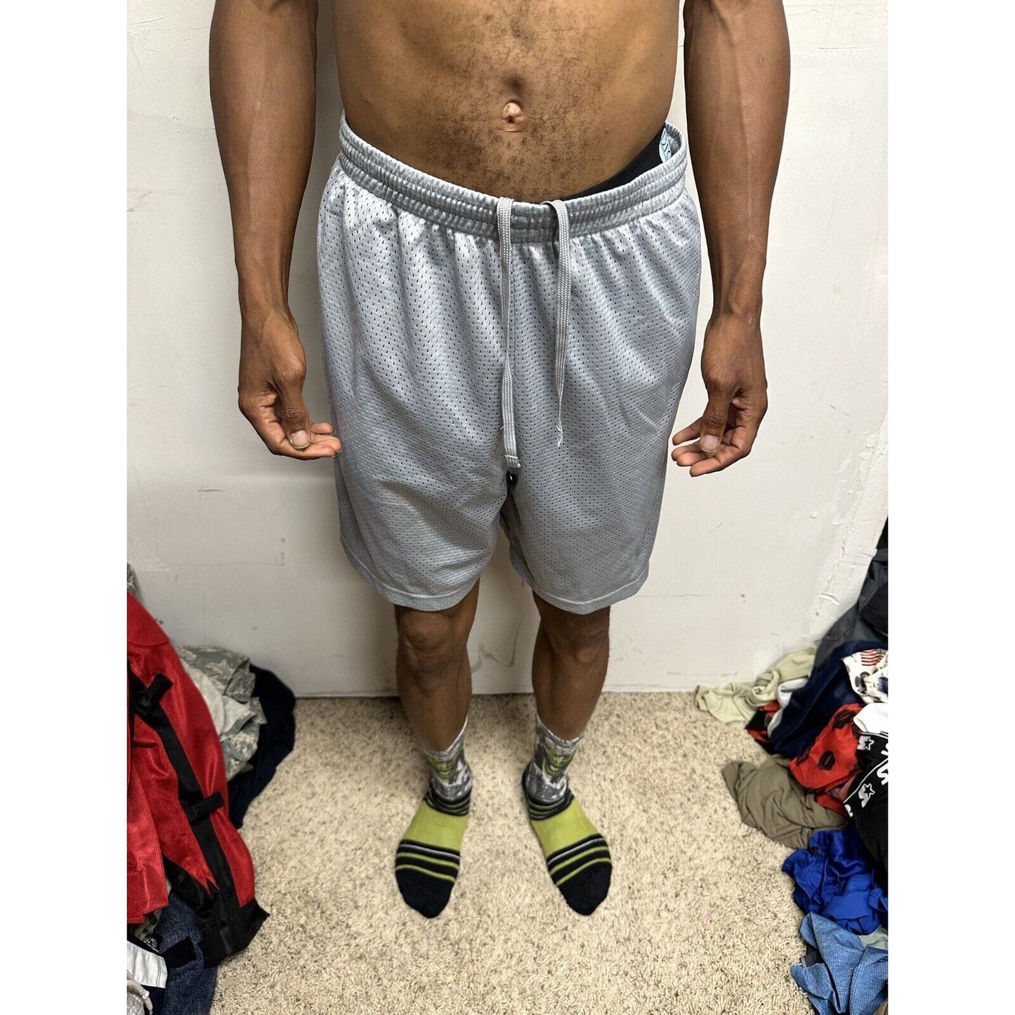 Men’s Gray Starter Medium Athletic Shorts With Pockets
