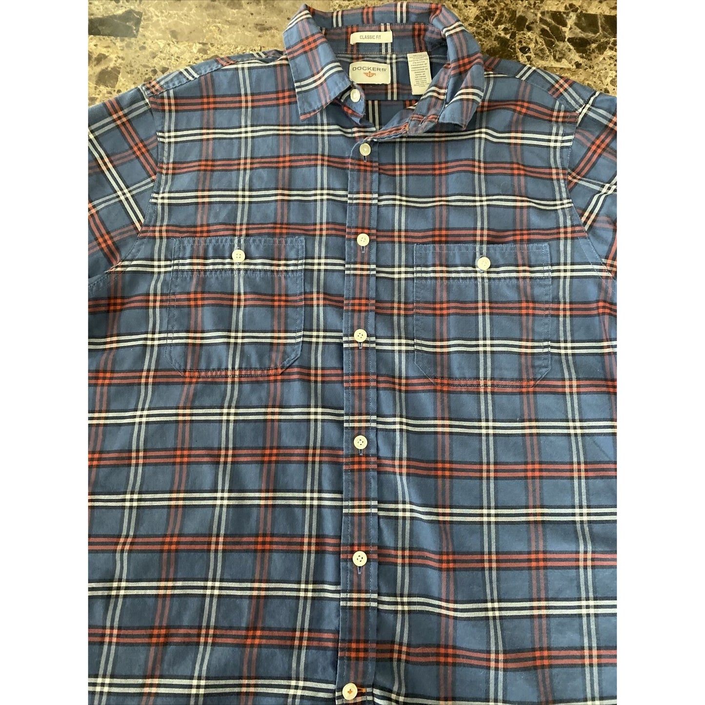 Dockers Men’s Medium Blue Red White Plaid Casual Button-down Long Sleeves Shirt