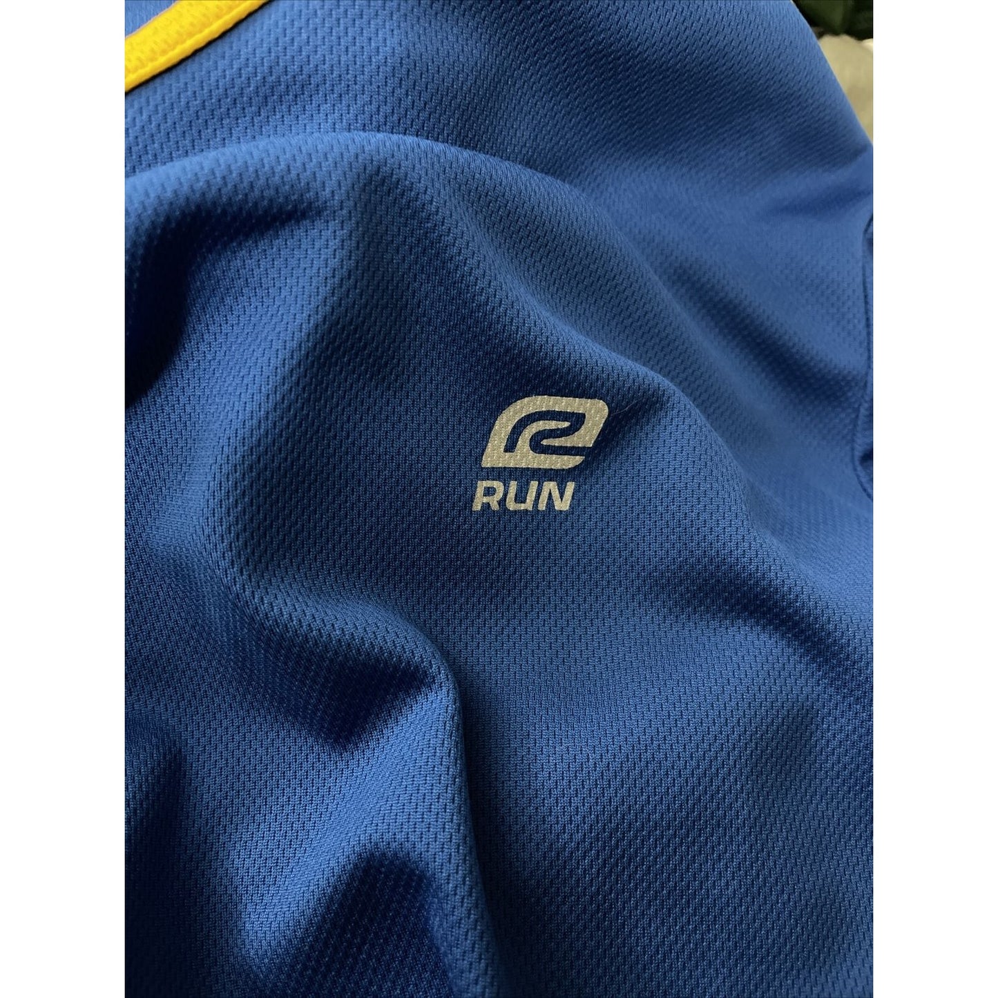 Men’s Roadrunner Sports Small Royal Blue Athletic Shirt