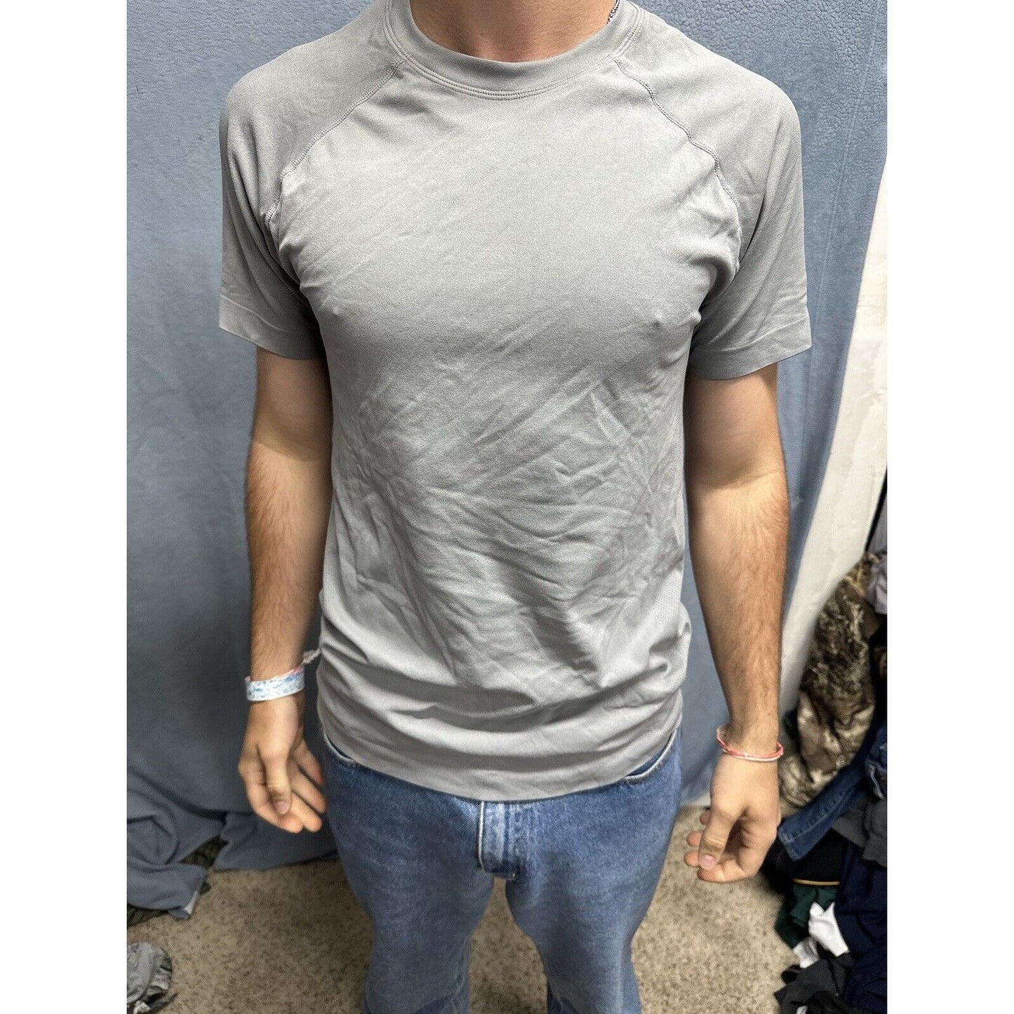 Gray Small Nylon Polyester Short Sleeve Athletic Shirt
