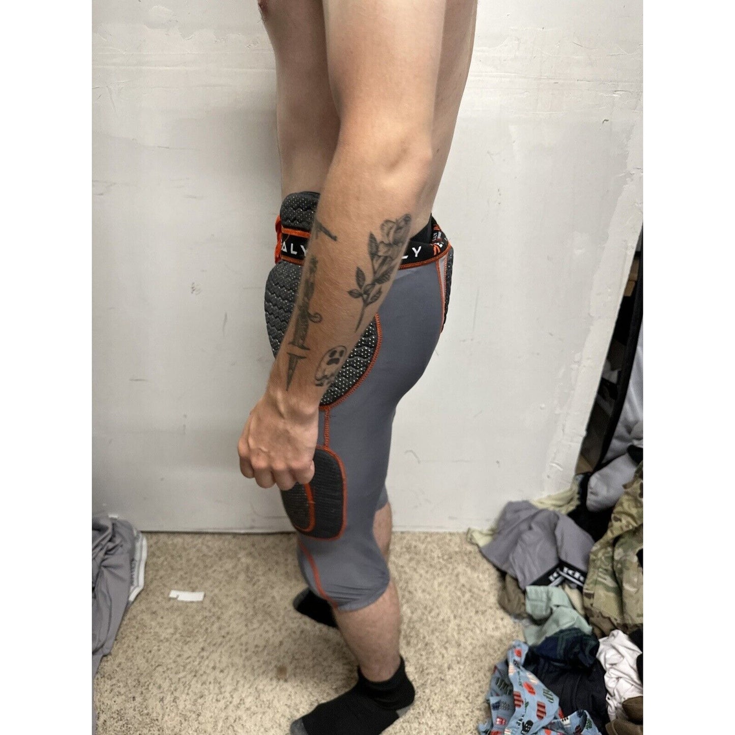 Men’s Healy Sportswear Medium Gray Orange Football Pads Girdle