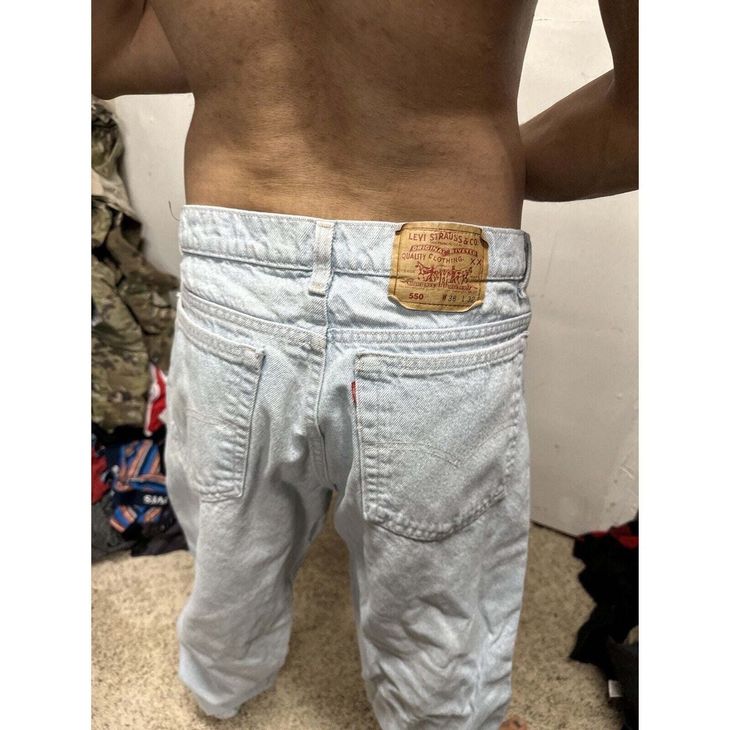 Men’s Light Blue Levi’s 550 38 X 32 Jeans
