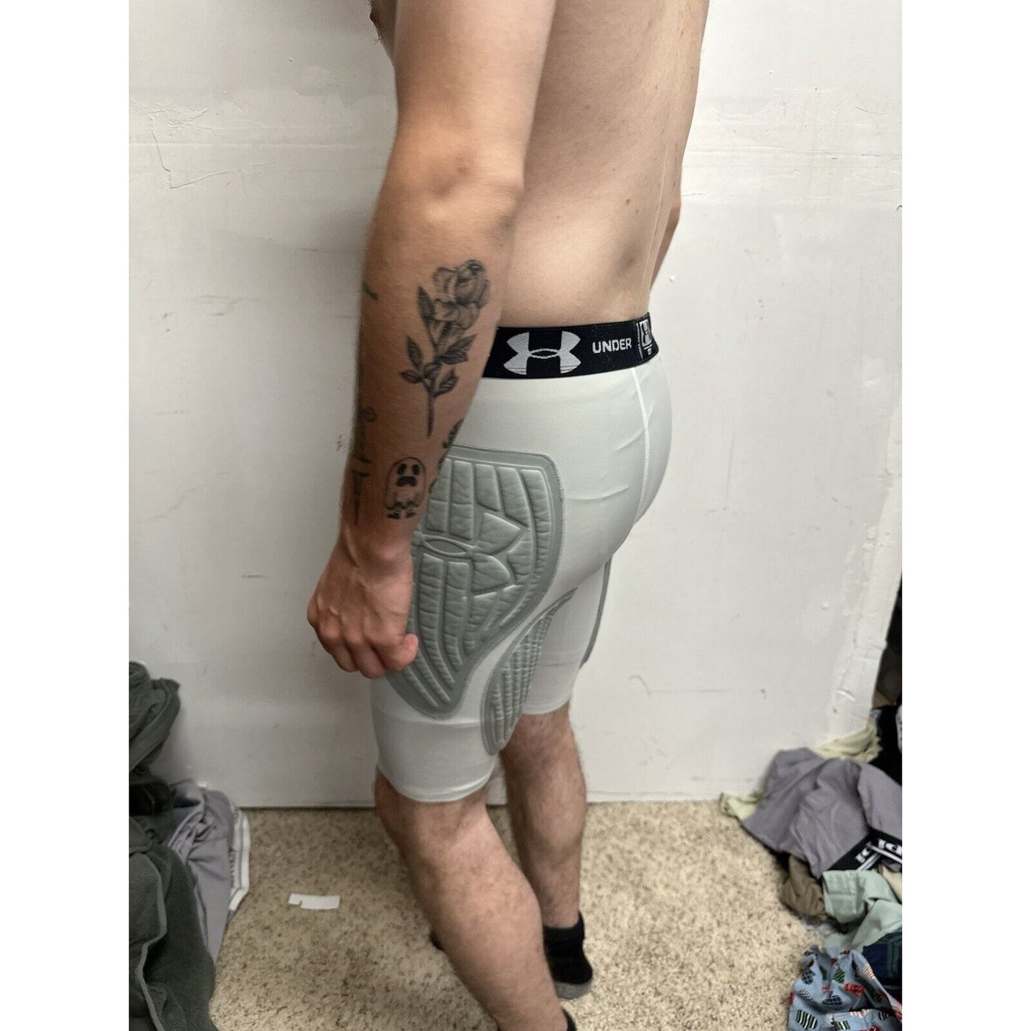 Men’s Under Armour Large Football Padded Girdle White Gray