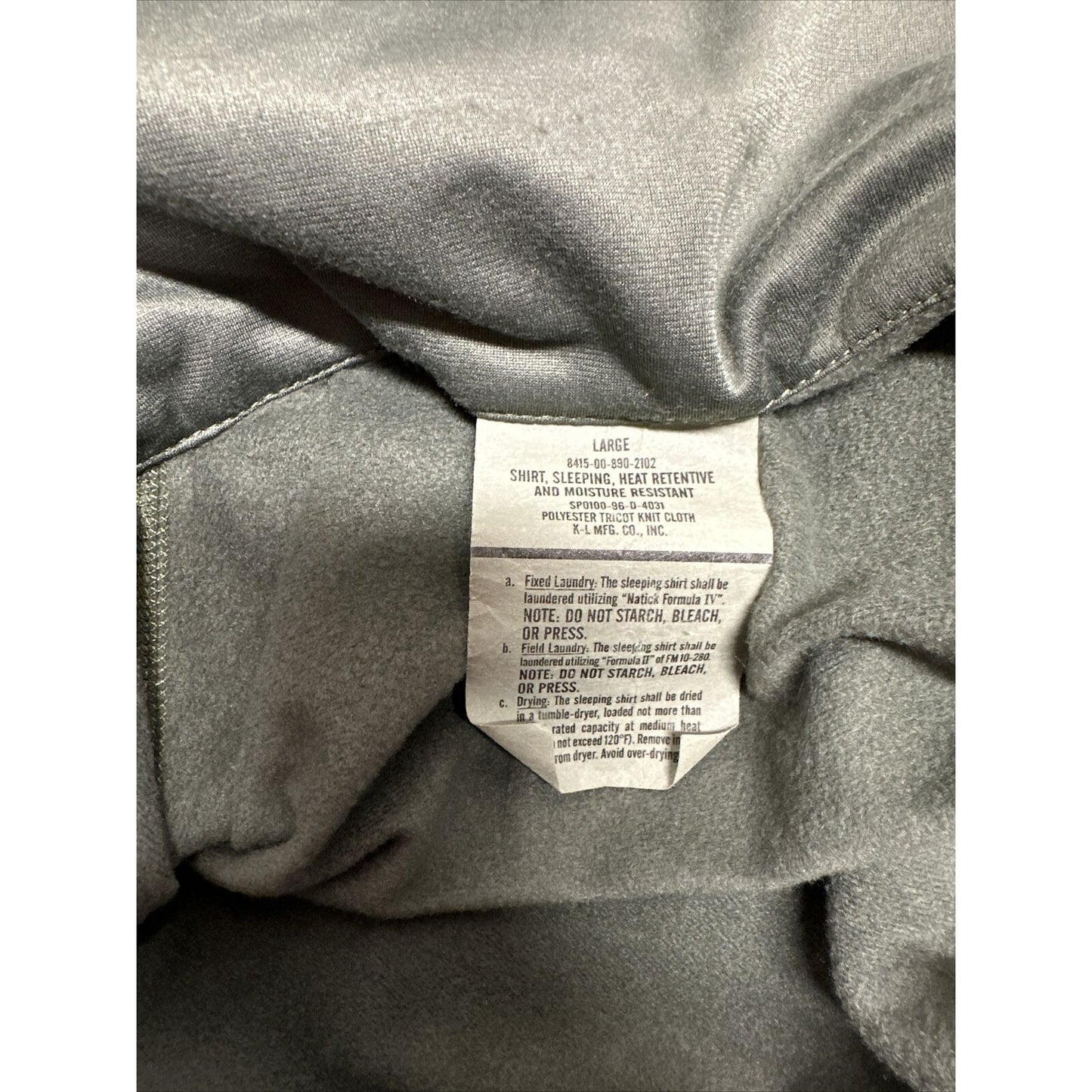 Men’s Green Military Army USAF Large 1/4 Zip Jacket Sleeping Shirt Long Sleeve