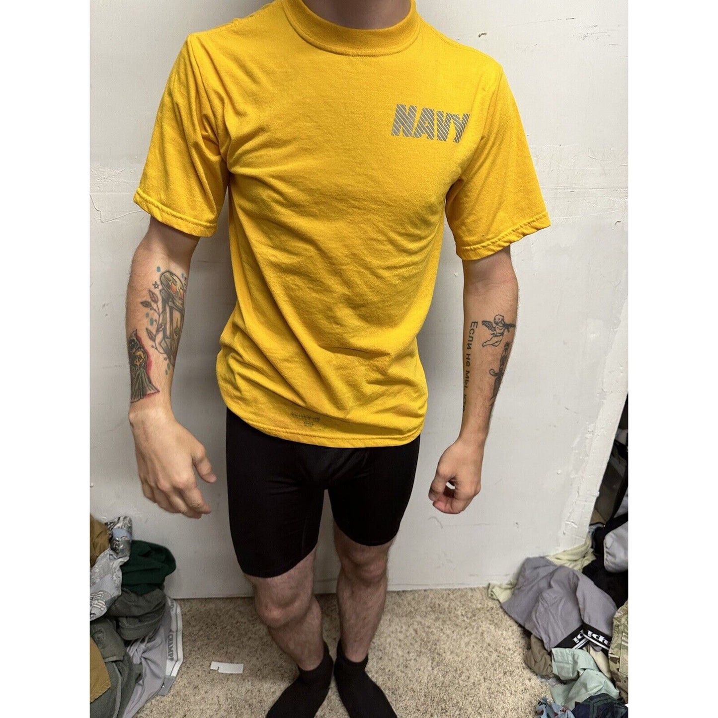 Men’s Yellow Navy Physical Fitness Uniform Short Short Sleeve Small