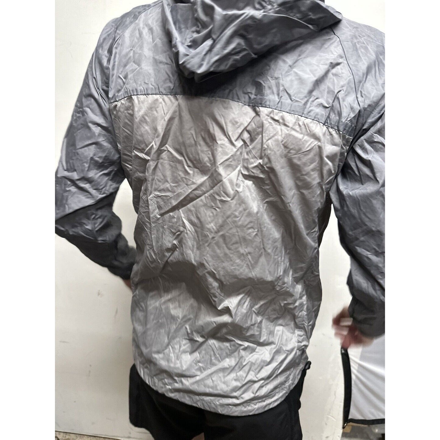 Men’s Gray Medium Tavik Modern Beach Culture Full Zip Hoodie Wind Breaker Nylon