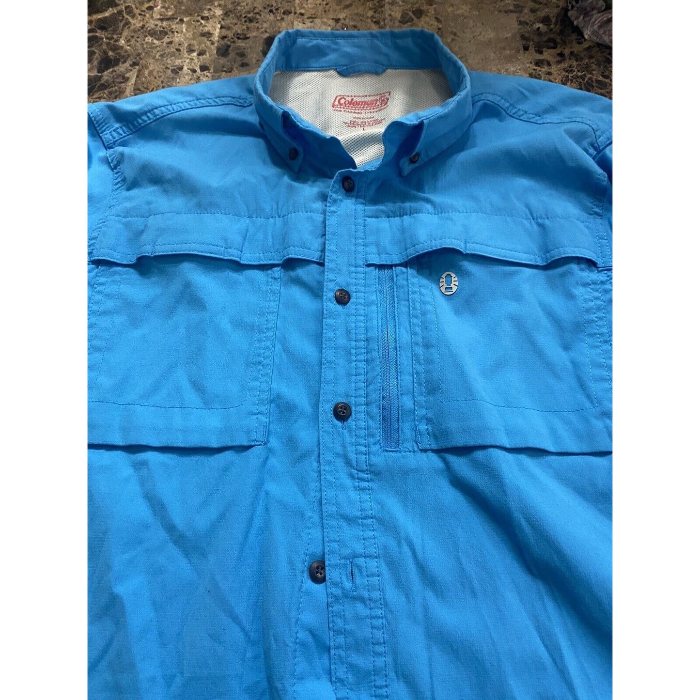 Coleman The Outdoor Company Men’s Large Bright Sky Blue Button-down Short Sleeve