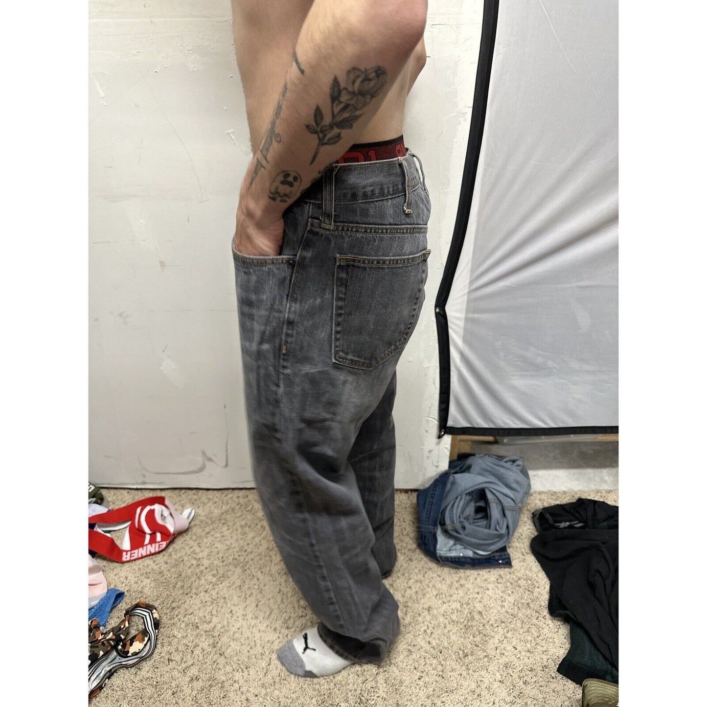 Men’s Gray Old Navy Boot Cut 36 X 32 Jeans