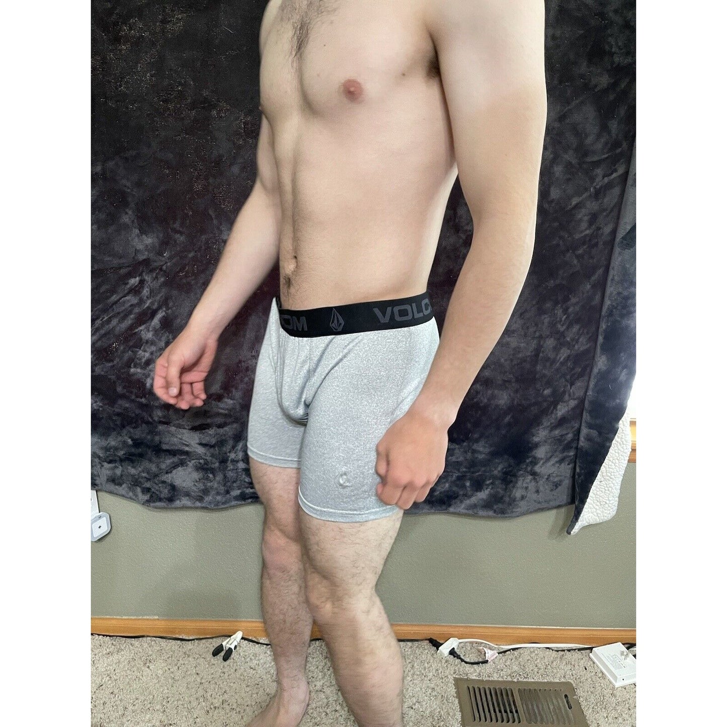 Men’s Large Vilcom Gray 10% Spandex Compression Shorts