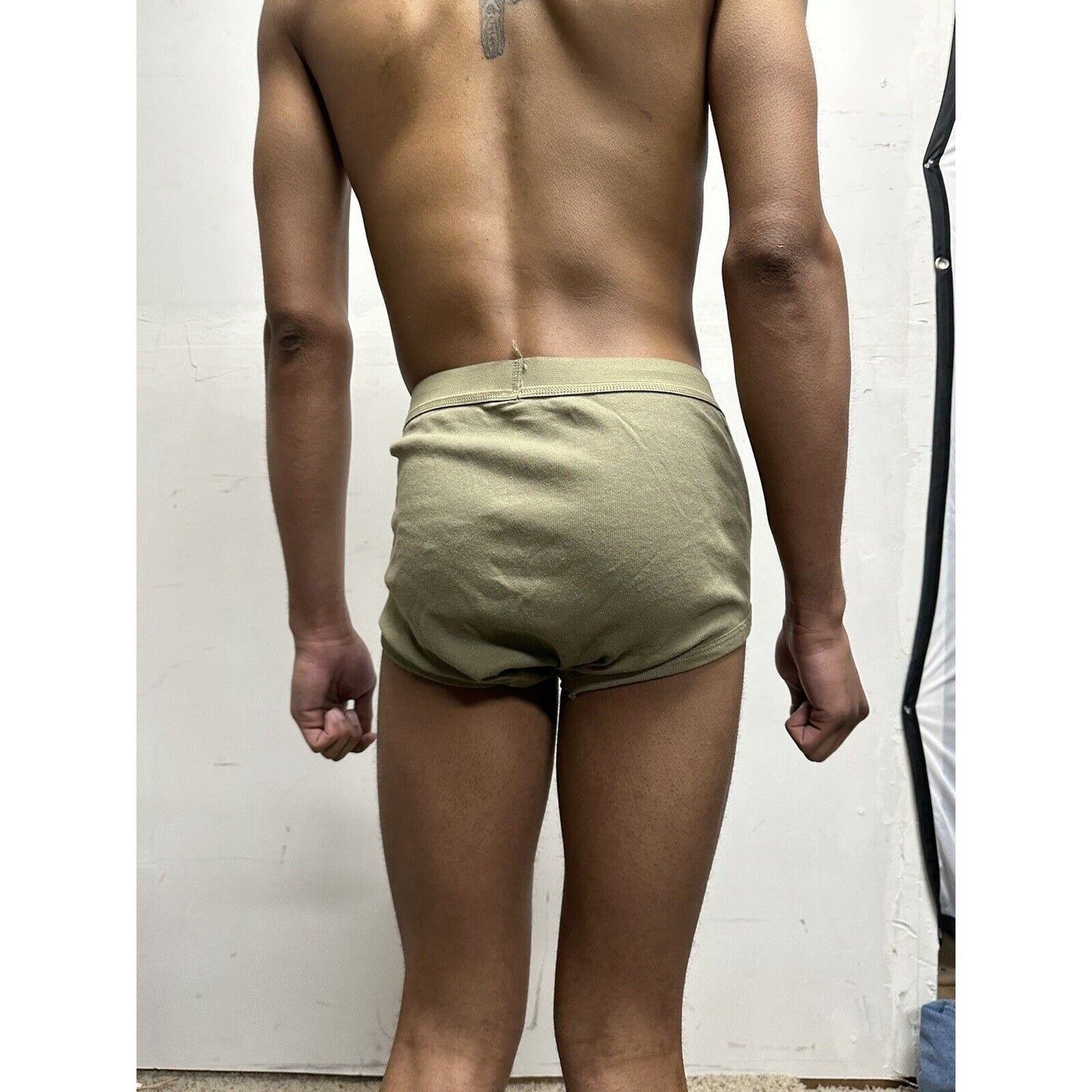 Men’s size 34 army issued CAC briefs brown