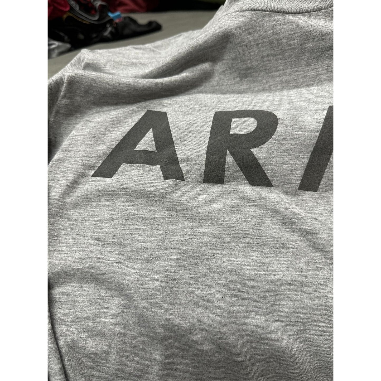 GENUINE US ARMY Military PT PHYSICAL FITNESS GRAY LONG SLEEVE T SHIRT Small