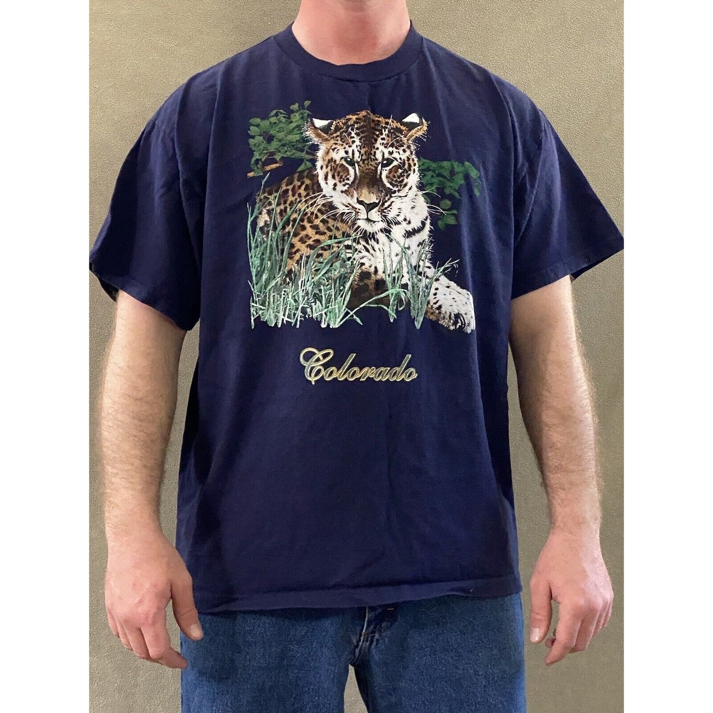 COLORADO Cheetah Delta Men’s XL Purple Cotton Pre-shrunk Souvenir T-shirt
