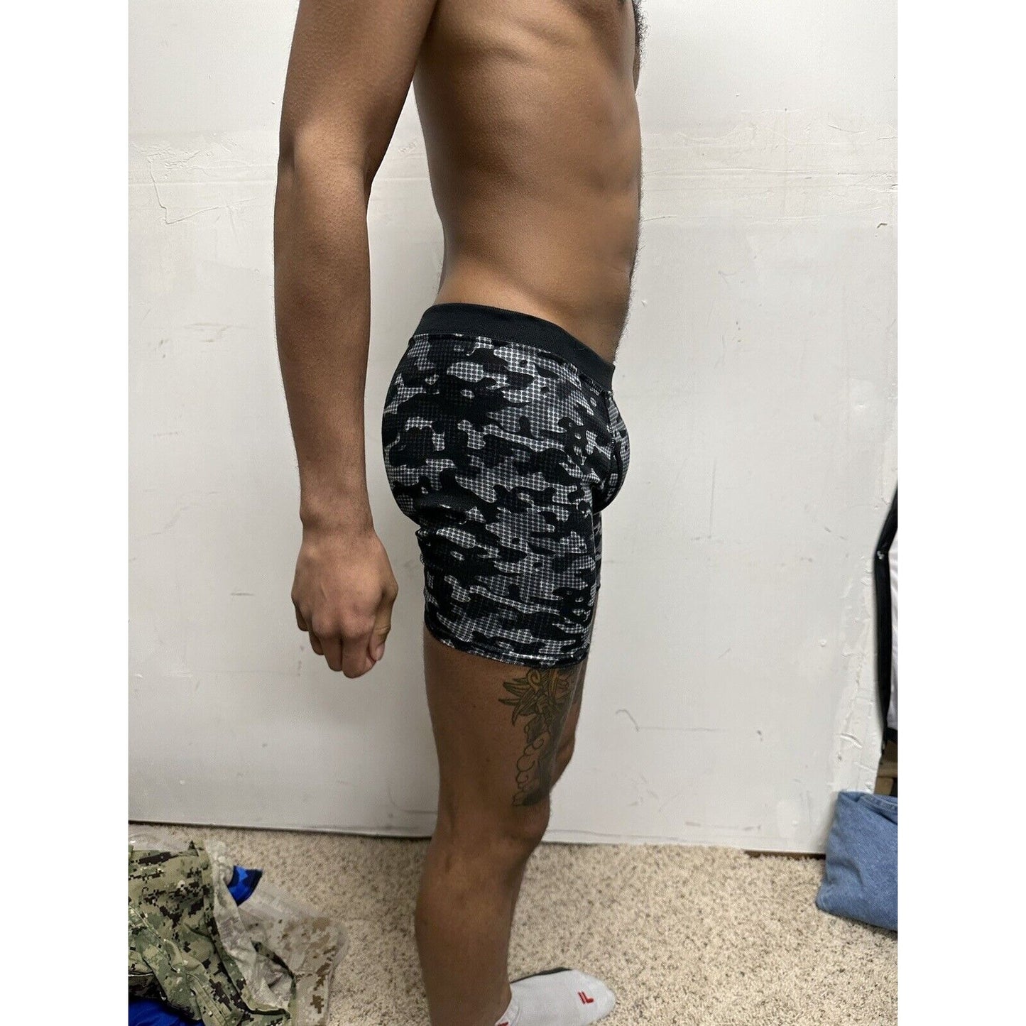 Boys XL black Camo Hanes boxer briefs