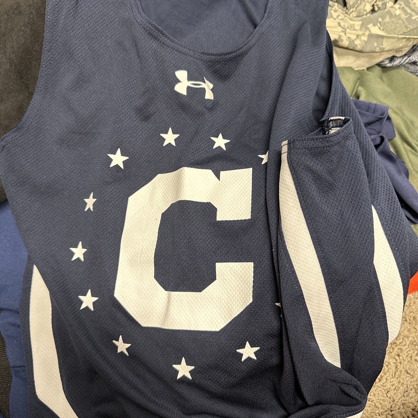 Men’s Blue Under Armour Muscle Shirt Tank Top Shirt Large
