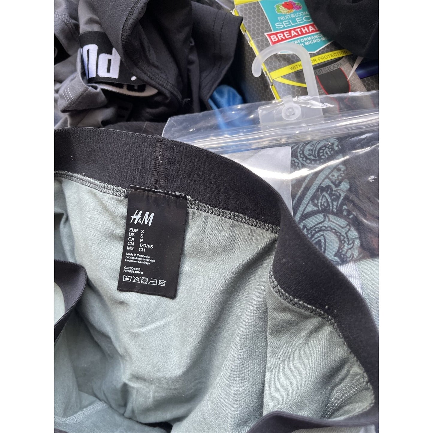 men's green H&M small boxer briefs
