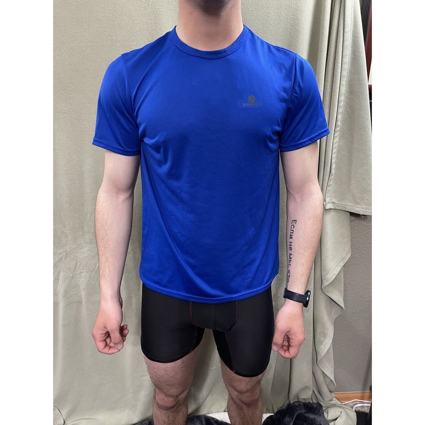 Decathlon “Domyos” Men’s Royal Blue Athletic T-Shirt Size M
