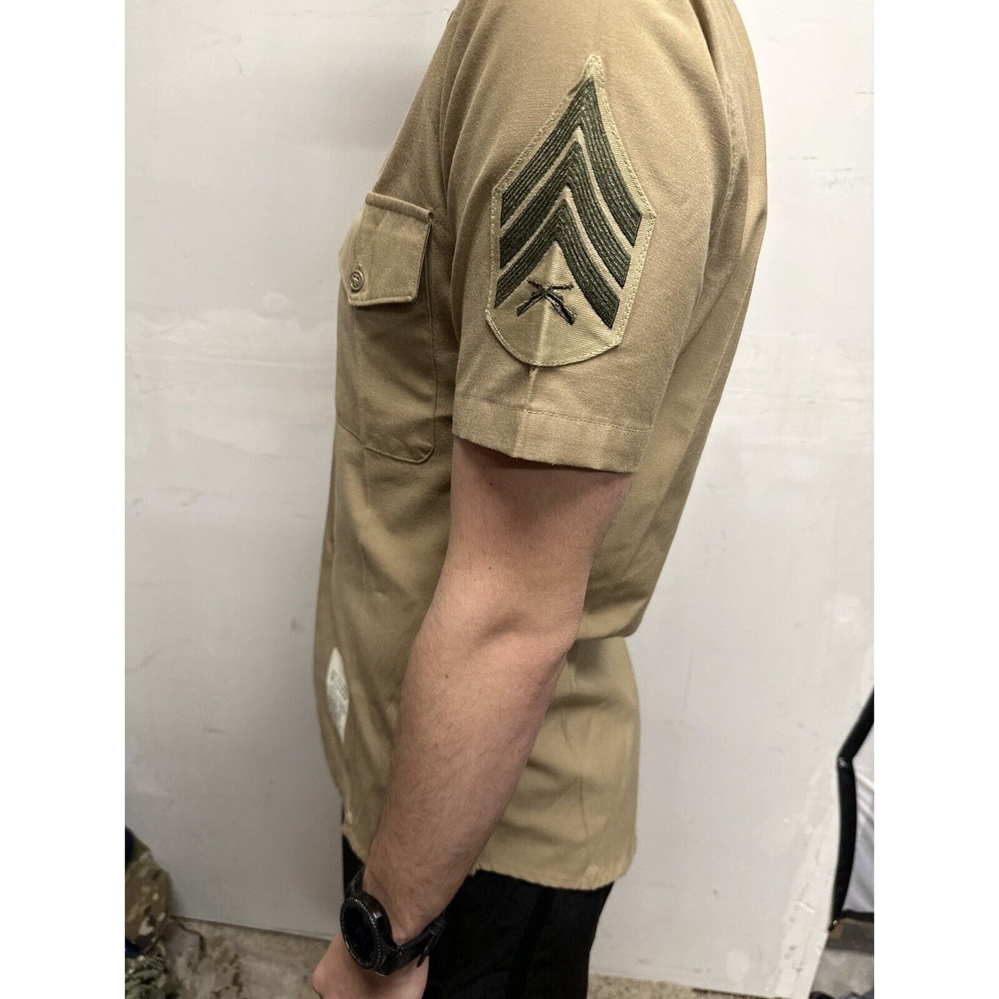 Men’s Medium Usmc Marine Button Up Uniform Shirt