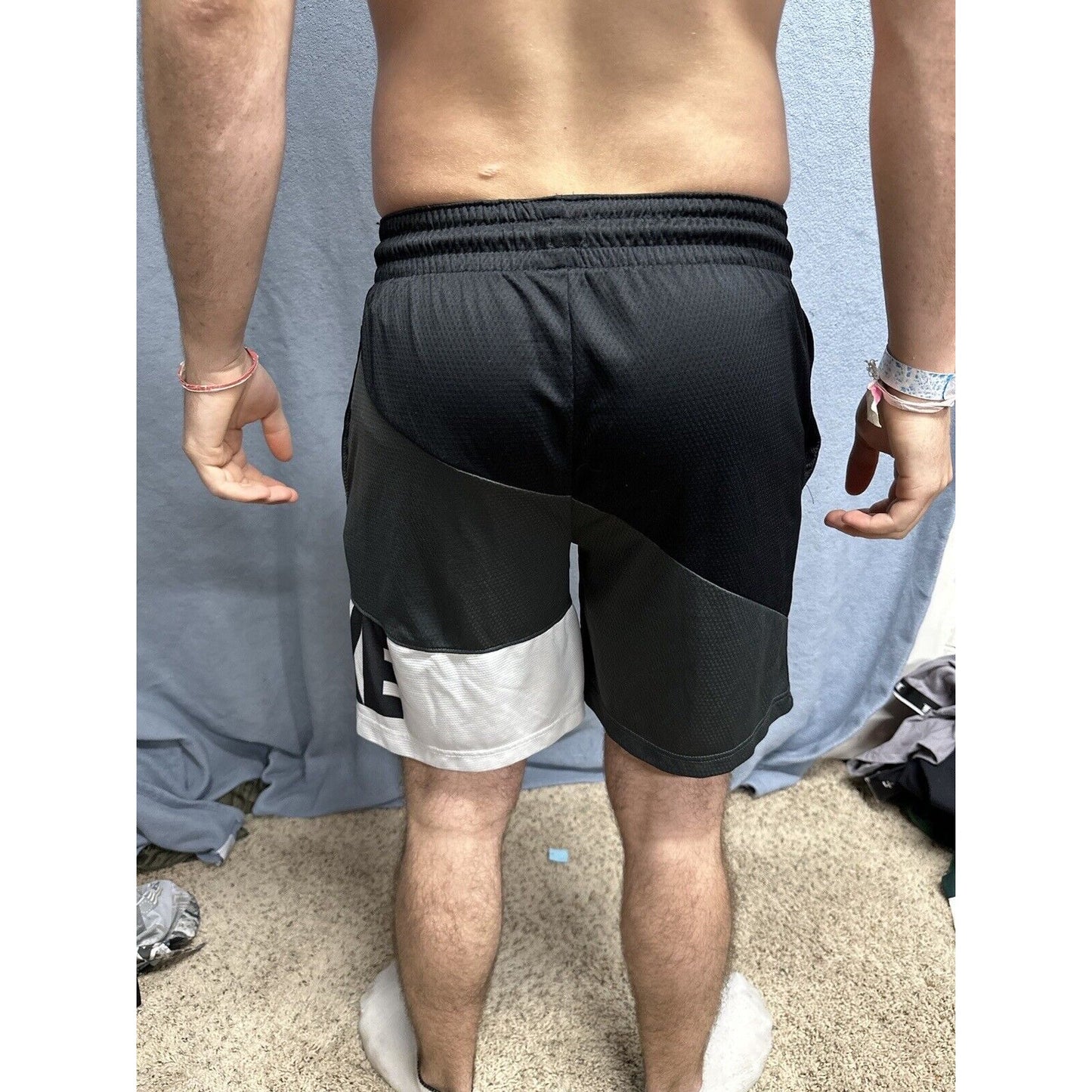 Men’s Nike Black Gray White Small Dri Fit Shorts With Pockets