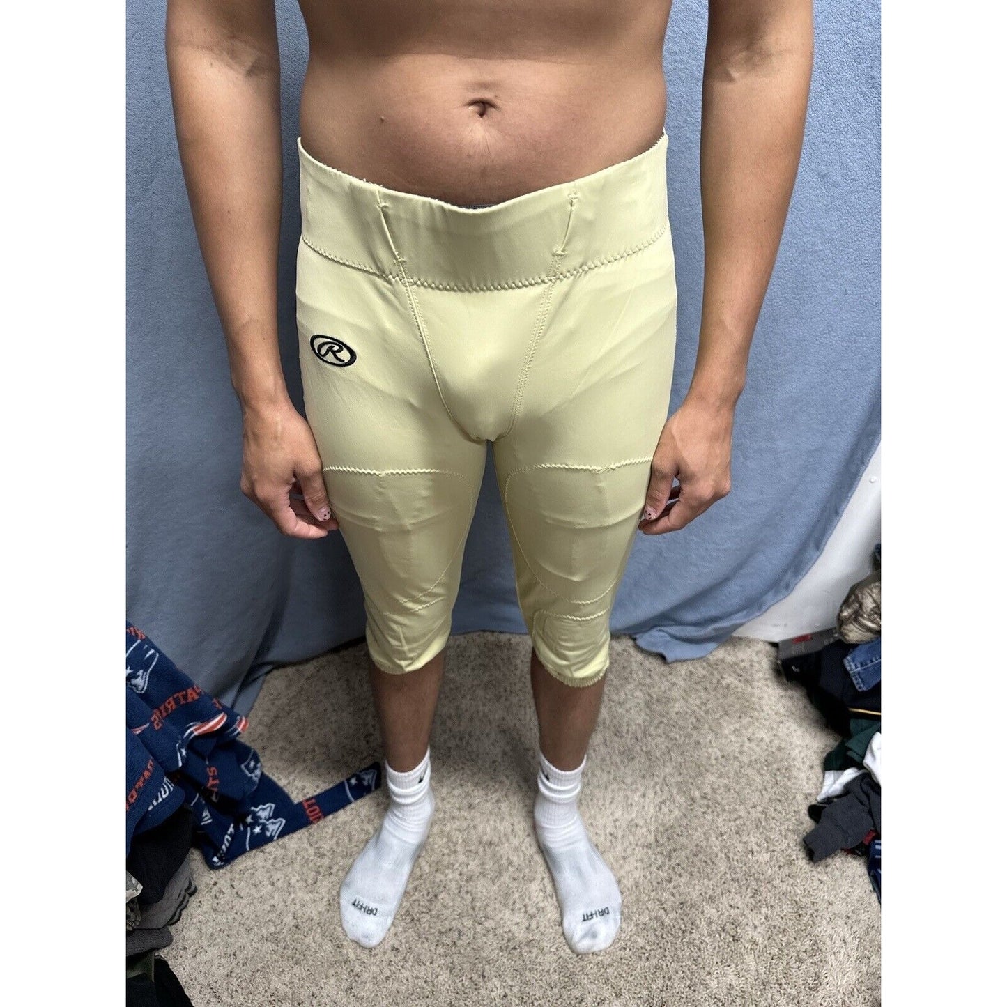 Men’s Gold Rawlings Football Pants Nylon And Spandex Size Large