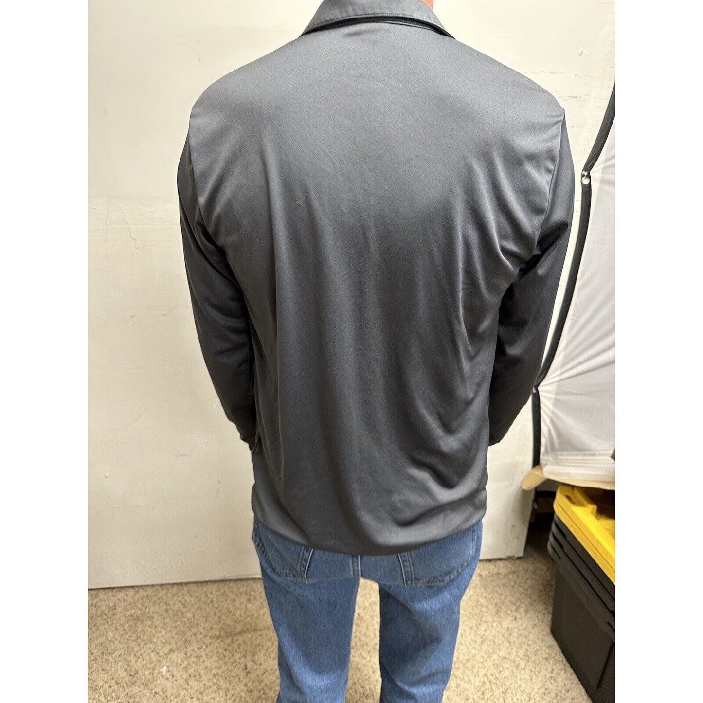 men’s gray dakota state trojans pull over long sleeve 1/4 zip shirt ~medium
