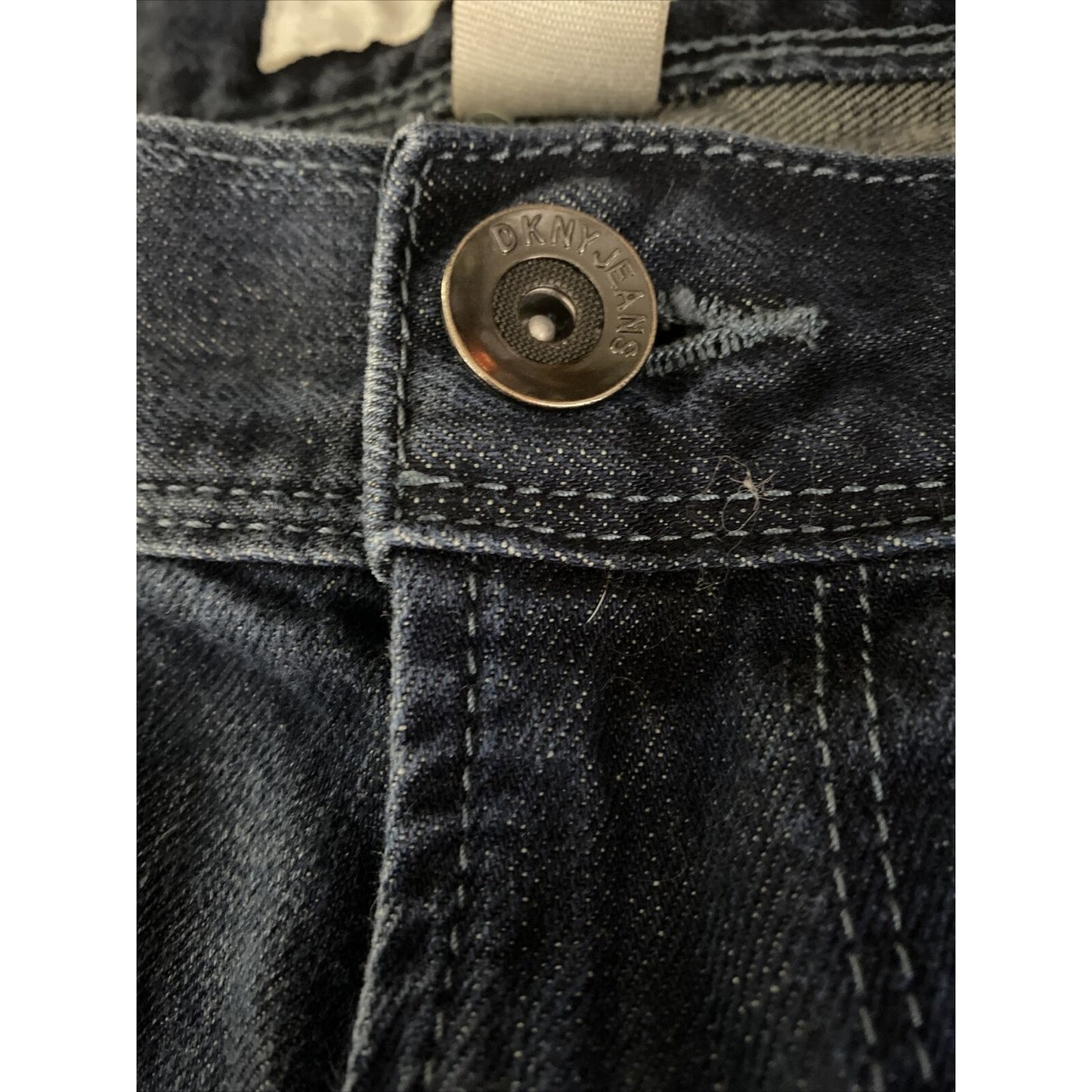 DKNY Men's size 34x30 Dark-wash Blue Relaxed Fit Cotton Denim Jeans